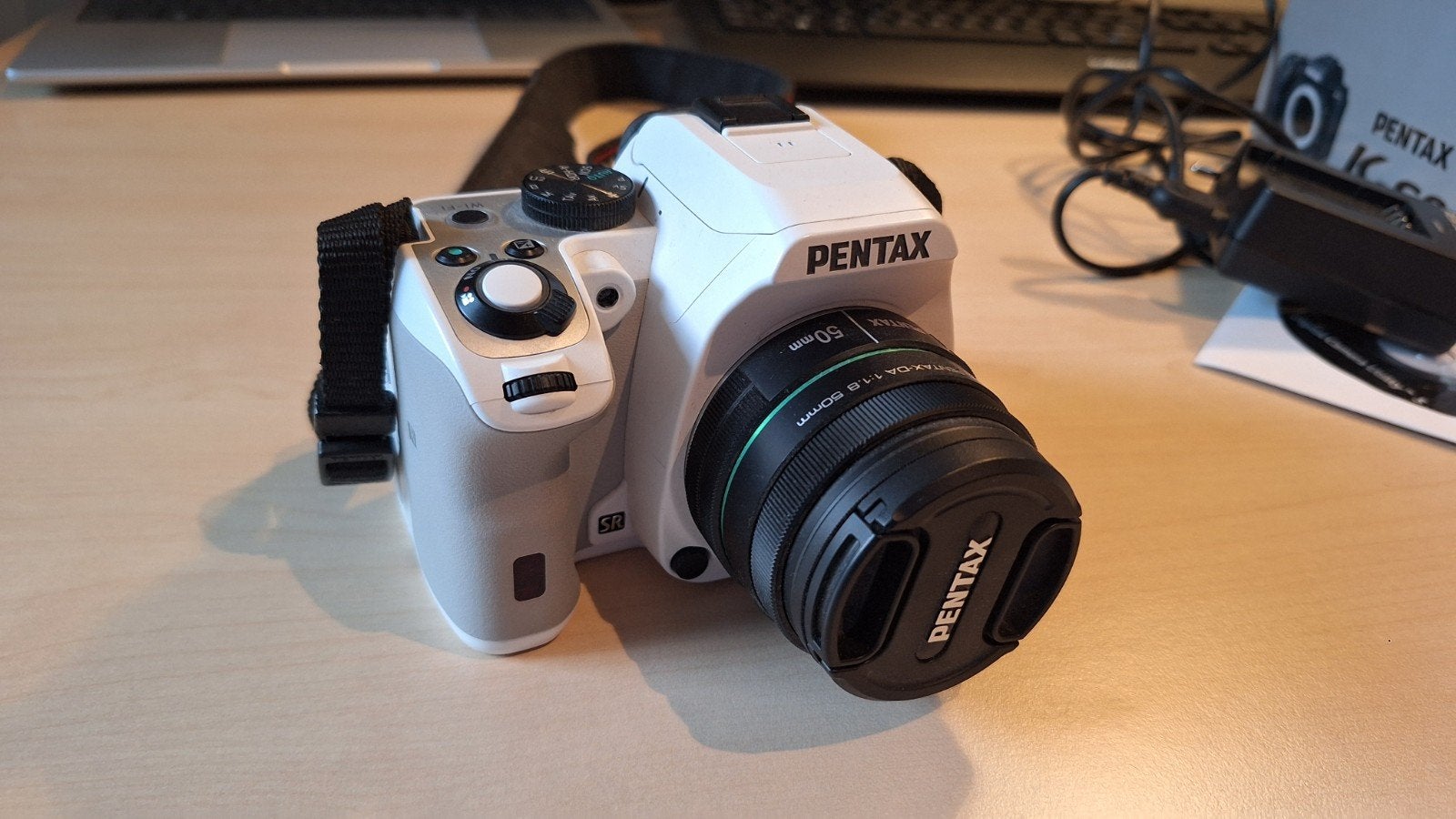 Pentax K-S2 Spiegelreflexcamera met 50mm f/1.8 lens, Audio, Tv en Foto, Spiegelreflex, Accu, Ophalen of Verzenden, Zo goed als nieuw