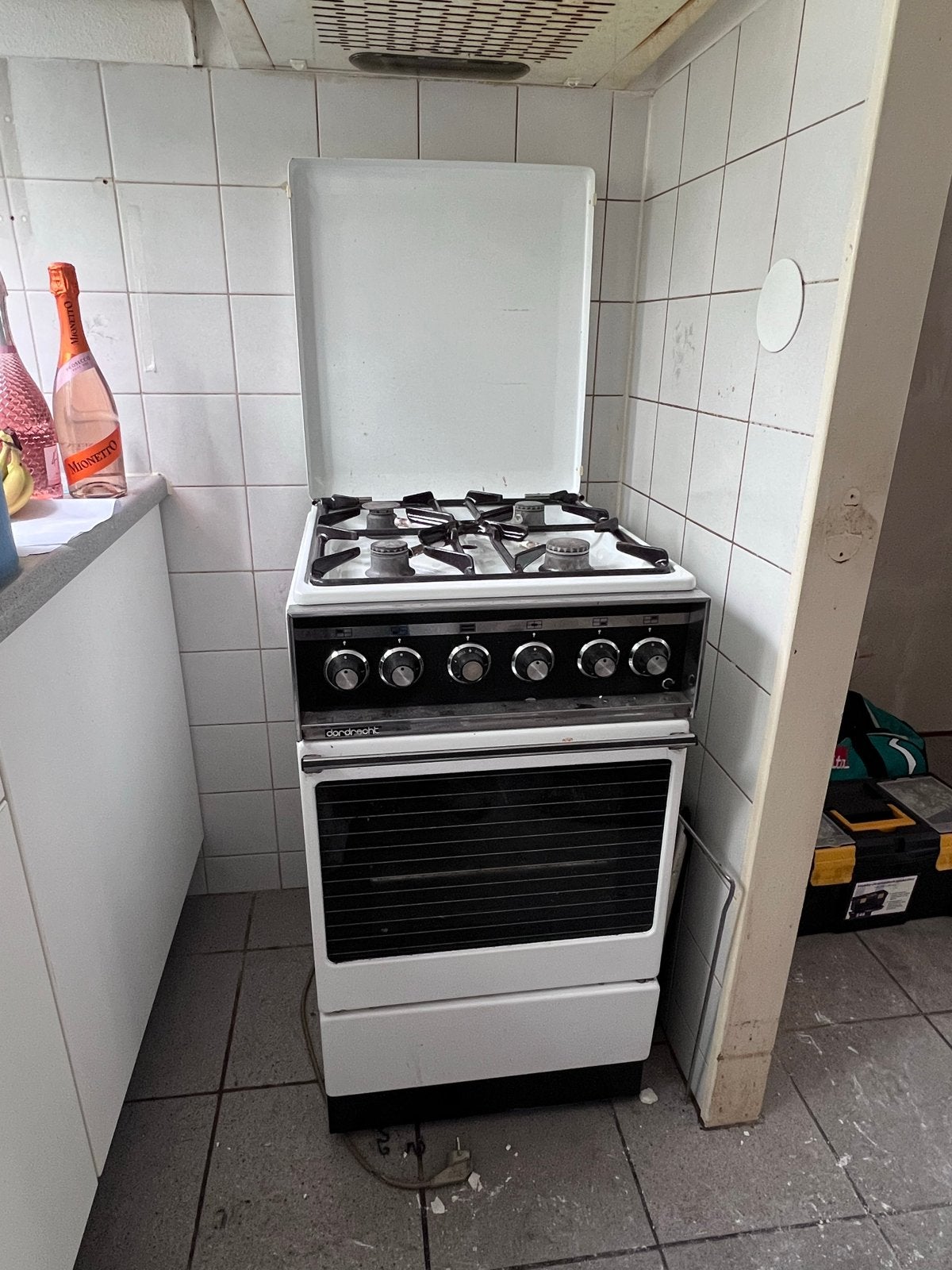 Dordrecht Gasfornuis met Oven, Ophalen, Gebruikt, 4 kookzones, Gas