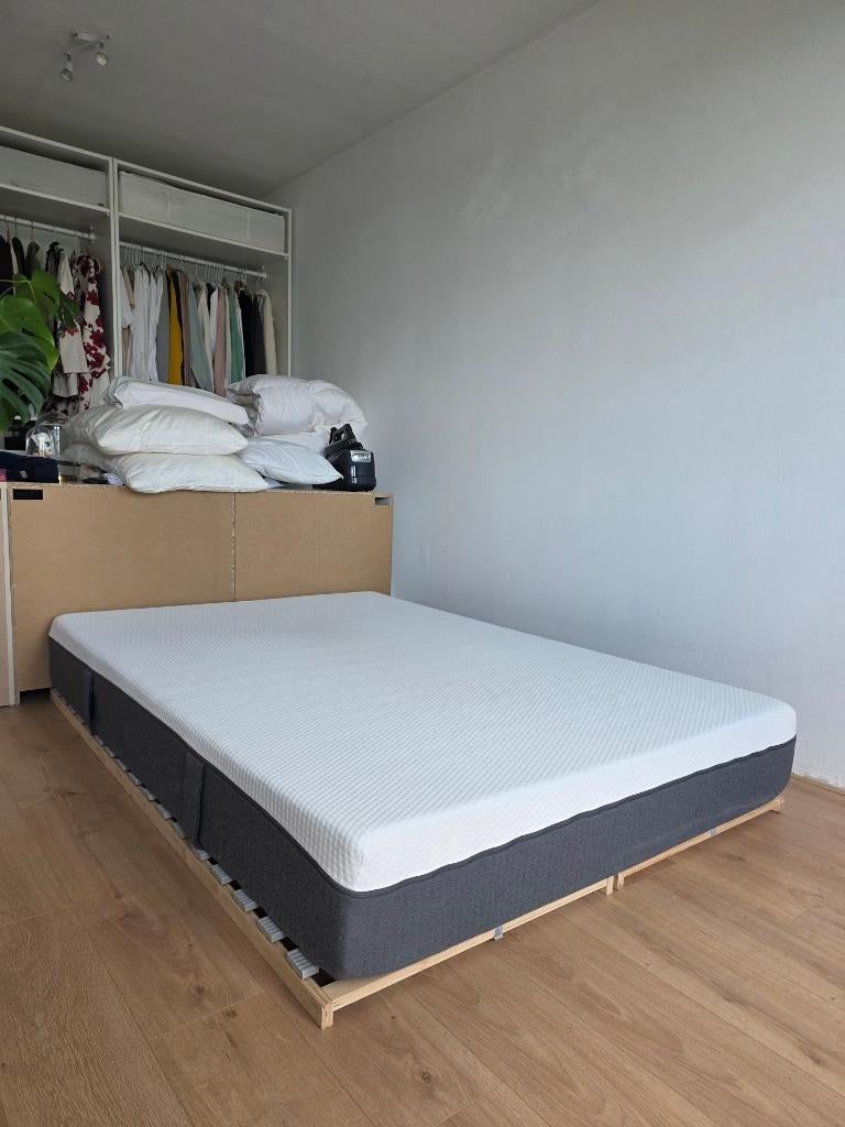 Emma O2 matras 140x200 + LÖNSET lattenbodem zgan, Huis en Inrichting, Slaapkamer | Matrassen en Bedbodems, Ophalen, Tweepersoons