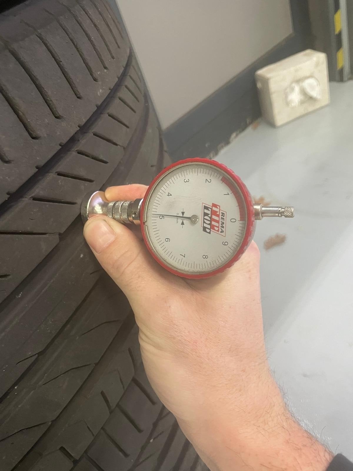 Set van 4 zomerbanden 255/45 R19 V - Pirelli & Continental, Auto-onderdelen, Gebruikt, 255 mm, Band(en), Personenwagen