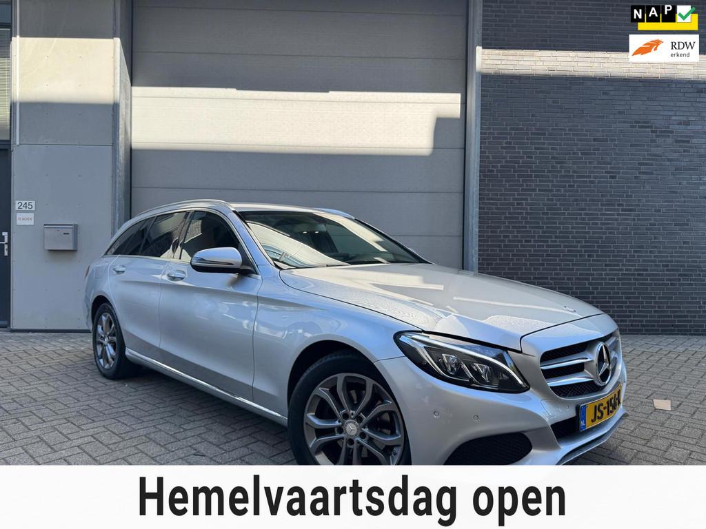 Mercedes-Benz C-klasse Estate 180 Lease Edition [NL Auto | C, Automaat, Achterwielaandrijving, Leder en Stof, Lichtsensor