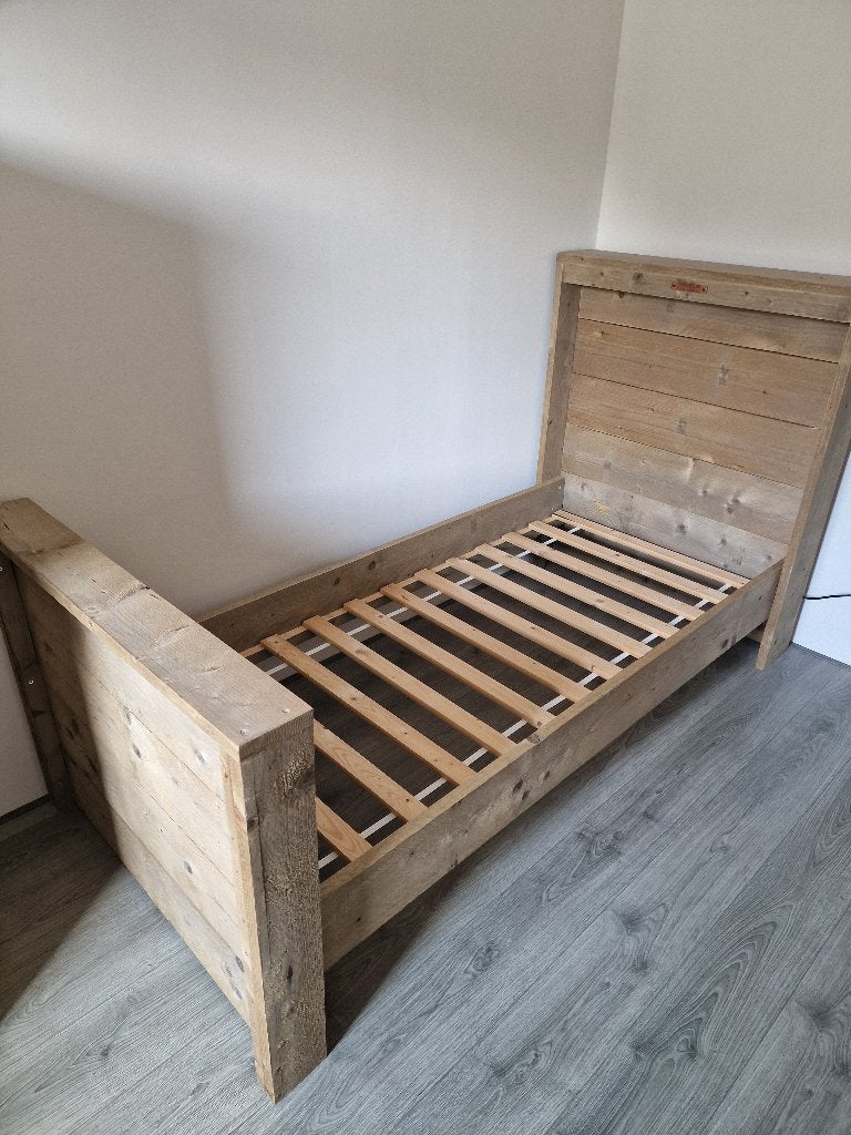 Steigerhouten 1-persoons bed 90x200cm, Ophalen, Gebruikt, 90 cm, Eenpersoons