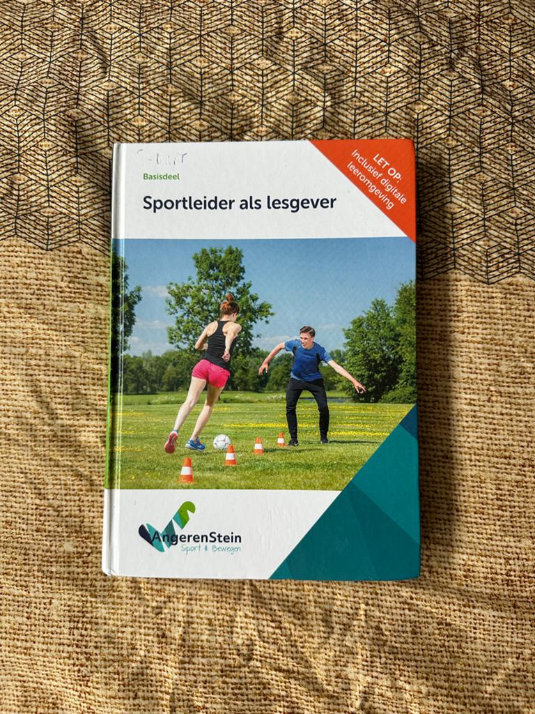 Theorieboeken MBO Amersfoort Sport Opleiding Niveau 4 klas 1, Ophalen of Verzenden, Beta, Zo goed als nieuw, MBO