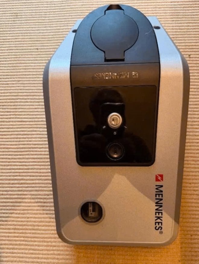Wandlaatstation Mennekes 1353400: AMTRON BASIC E 3,7/7,4 T2, Ophalen of Verzenden, Nieuw, Laadpaal