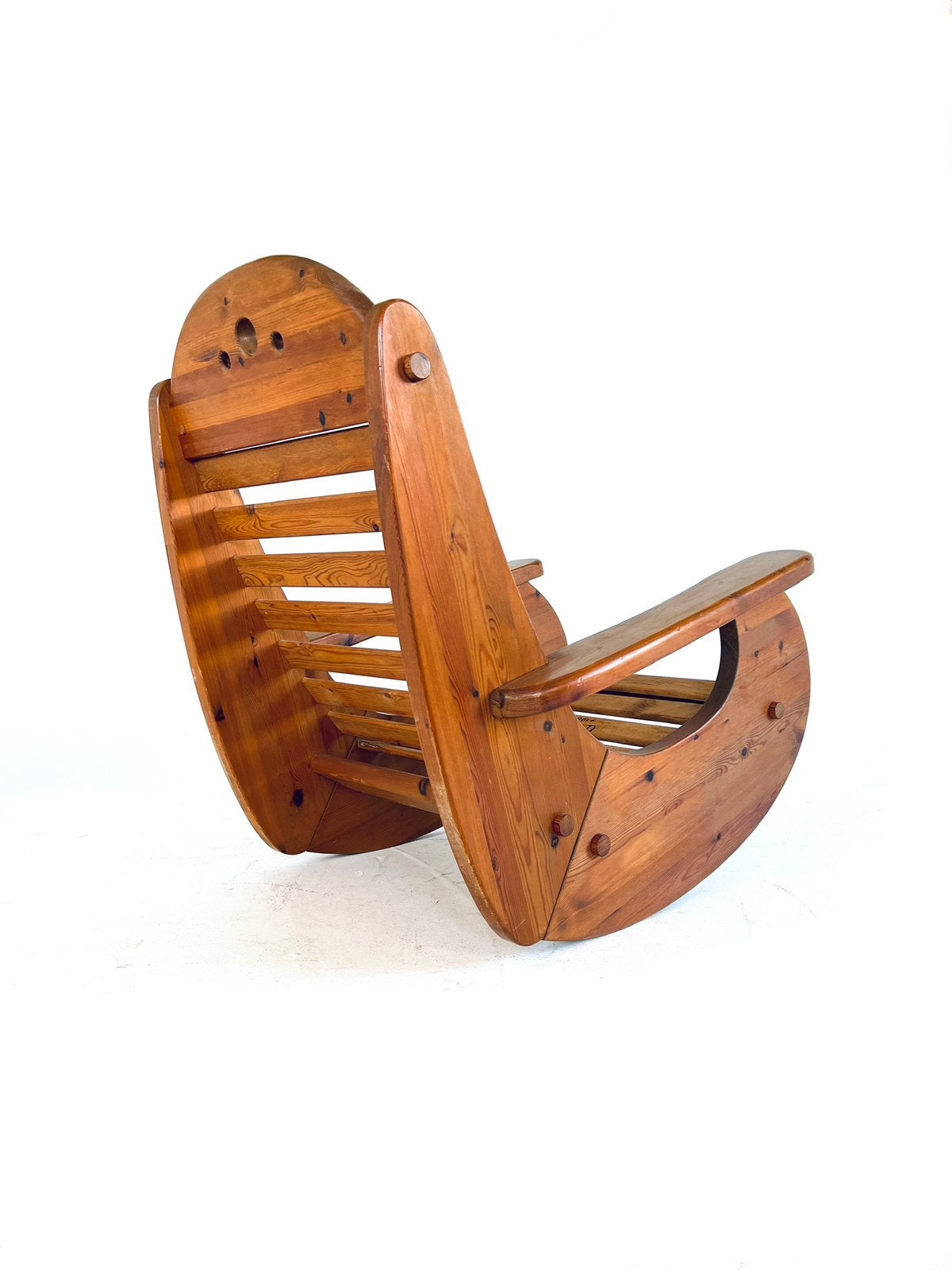 Brutalistische schommelstoel + Ottoman, Wasa Möbel ‘700, Hout, 75 tot 100 cm, Zo goed als nieuw, Wasa Möbel