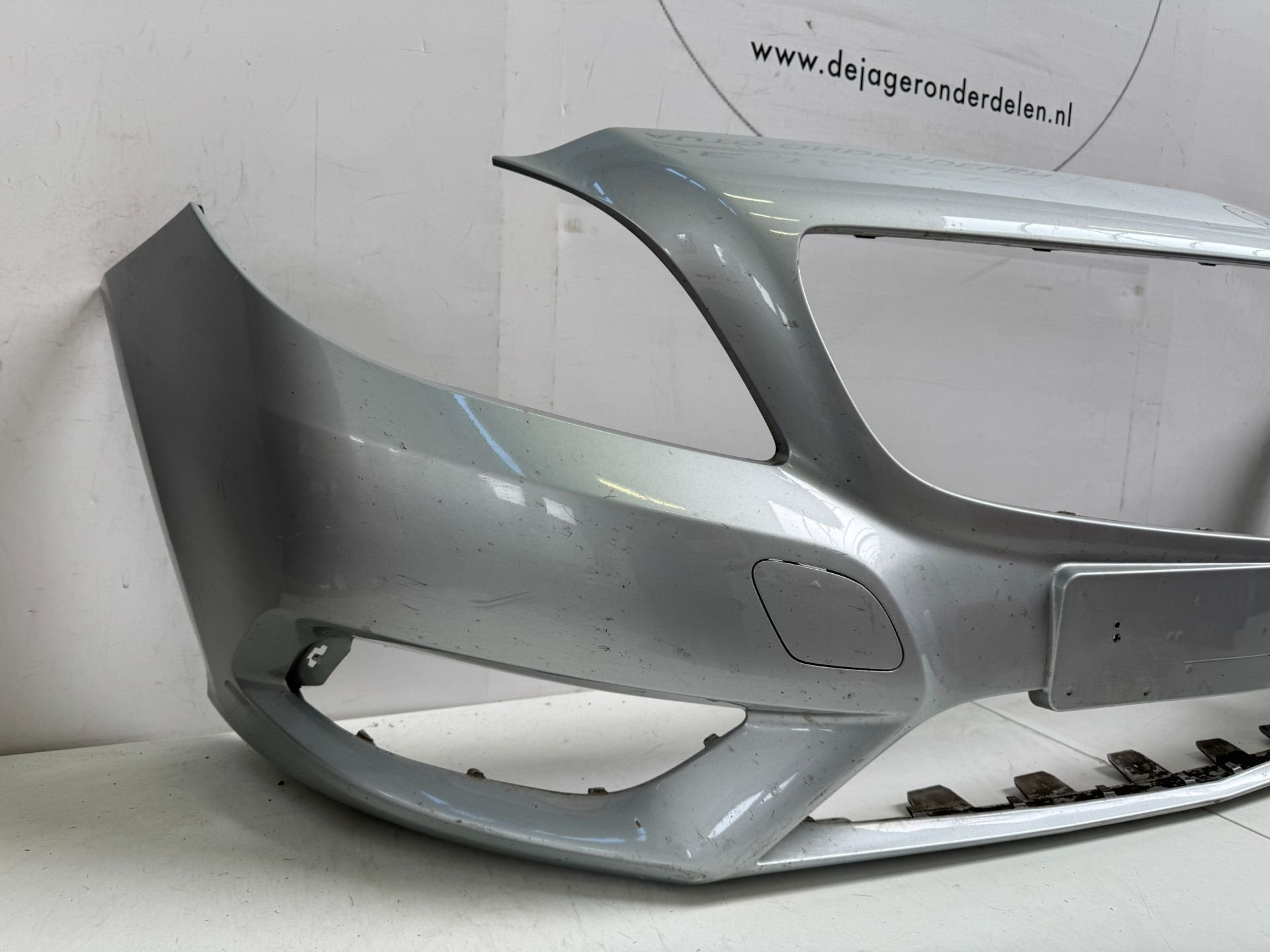 MERCEDES B KLASSE W246 VOORBUMPER BUMPER A2468850525, Auto-onderdelen, Carrosserie en Plaatwerk, Gebruikt, Mercedes-Benz AG, Voor