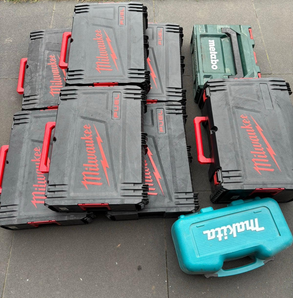 Verschillende lege gereedschapskisten, Milwaukee, Makita, Doe-het-zelf en Verbouw, Gereedschapskisten, Ophalen, Gebruikt
