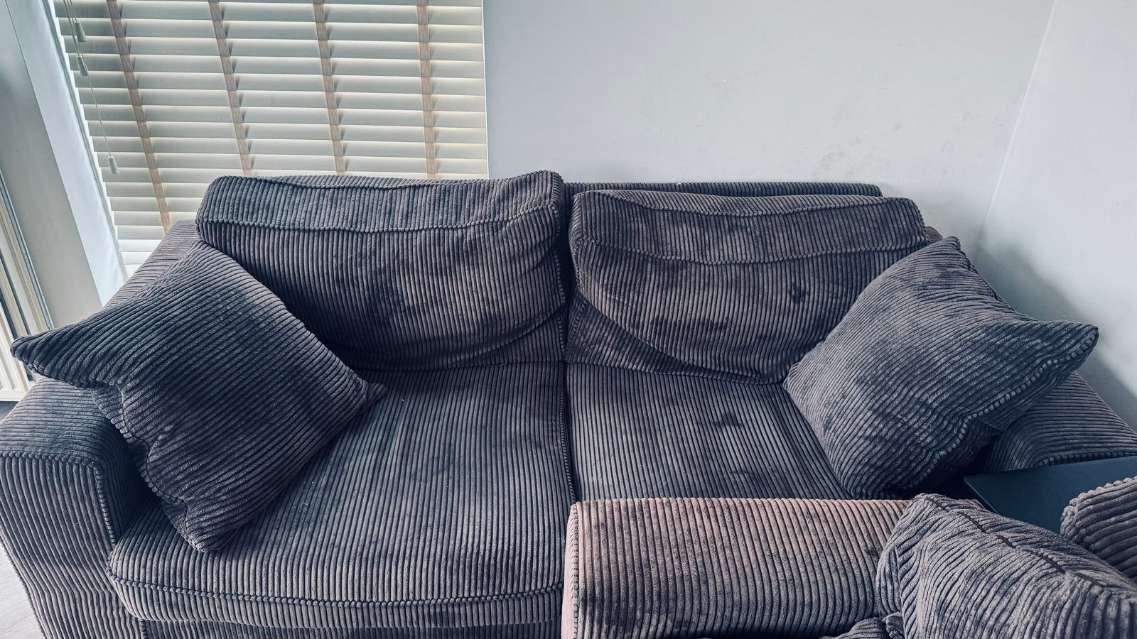 Comfortabele 2-zitsbank - donker bruin ribstof, Ophalen, Gebruikt, 150 tot 200 cm, Tweepersoons