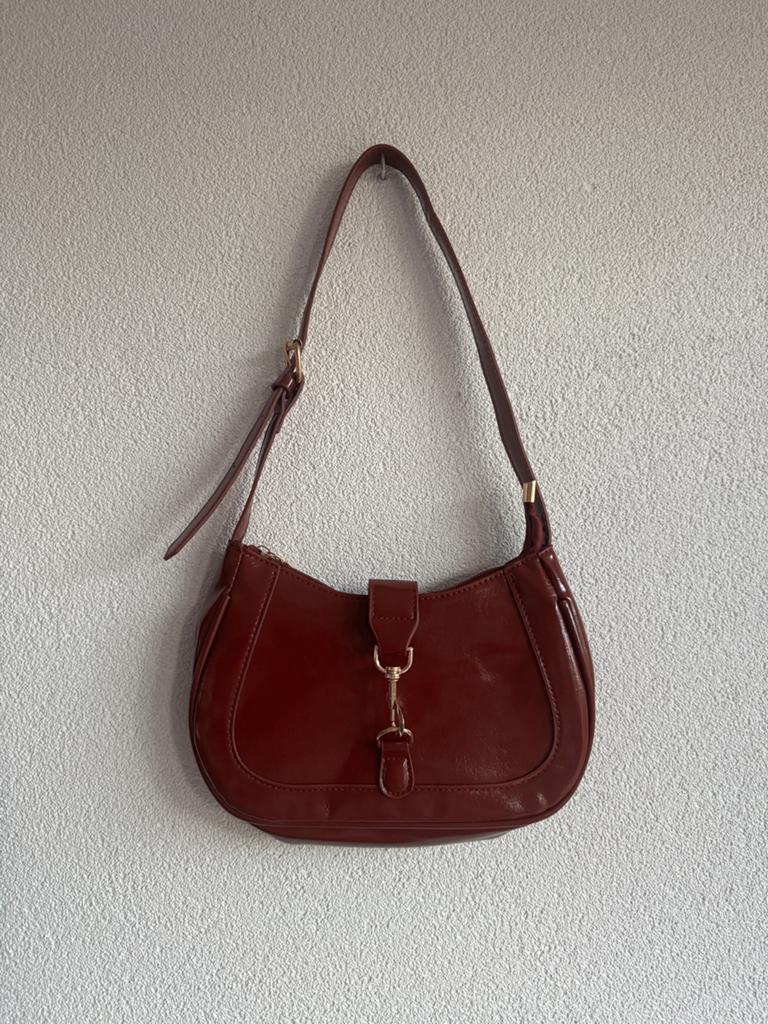 Vintage Y2K donker rode schouder tas met gesp, Vintage, Schoudertasje, Vintage, Vintage
