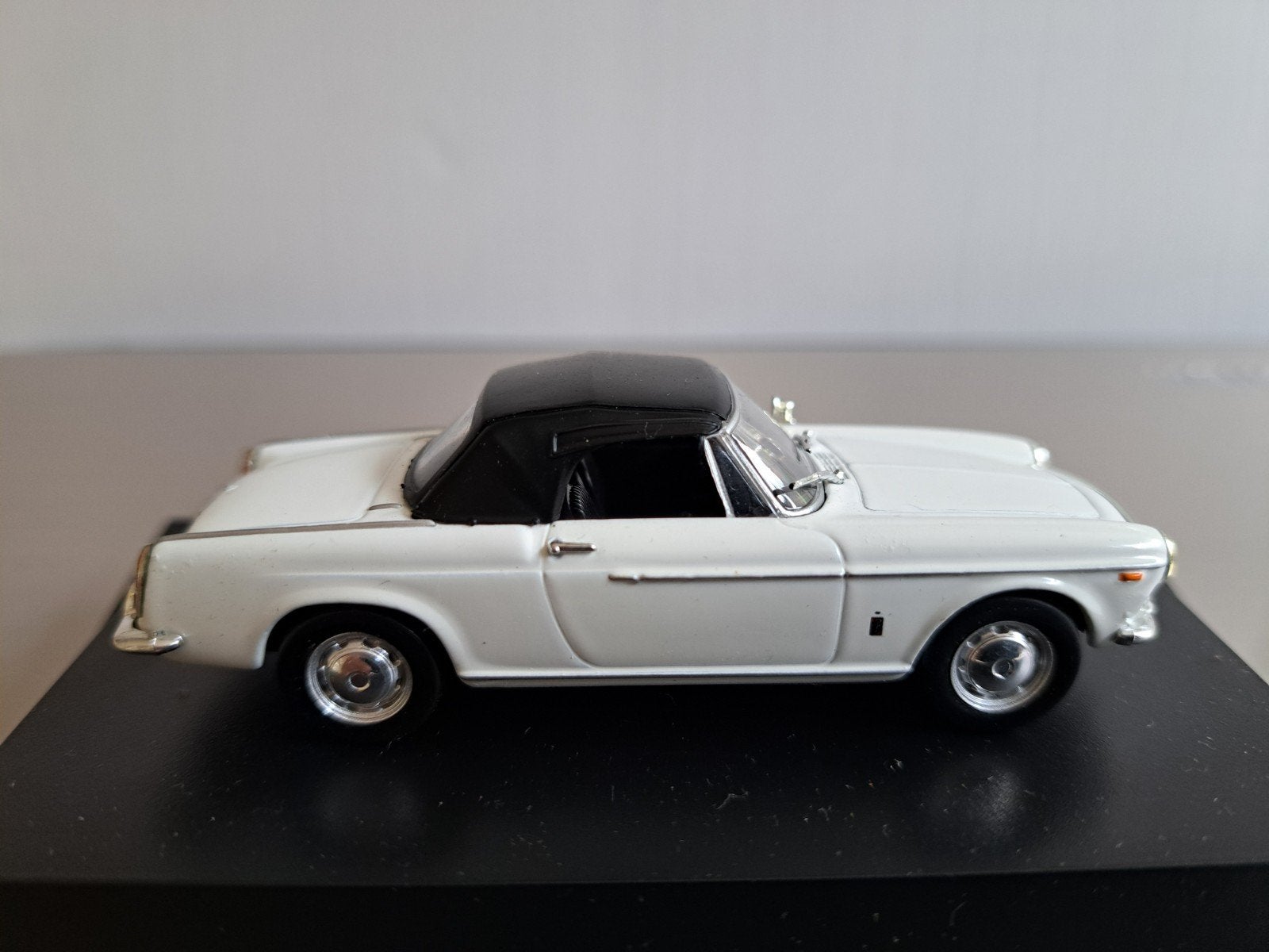 Fiat 1500 Cabriolet, Classic Sportcars 1:43, nieuw, Ophalen of Verzenden, Nieuw, Auto, Overige merken