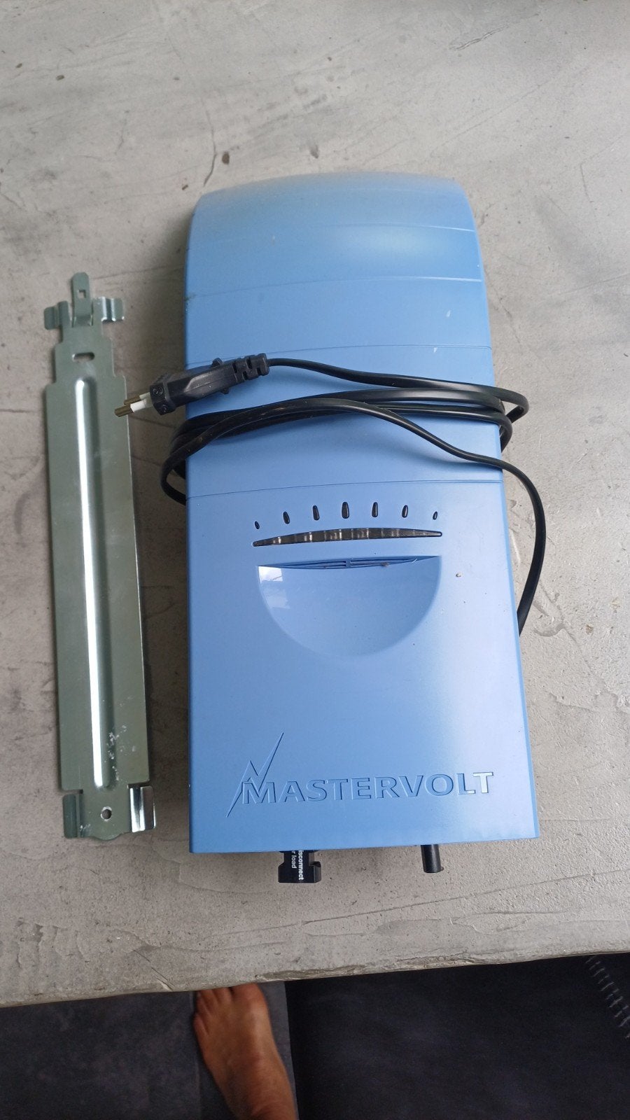 mastervolt  omvormer 0, Overige materialen, Gebruikt, Ophalen of Verzenden, Minder dan 2 meter