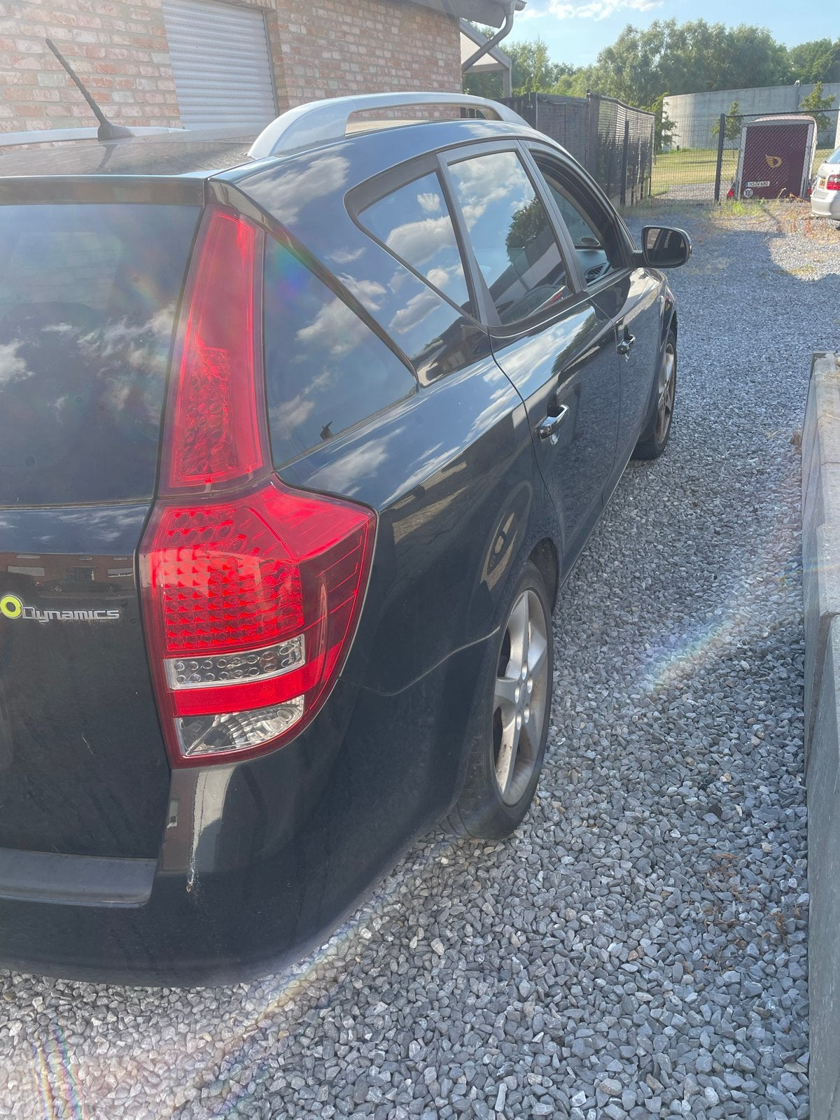 Kia (Pro) Cee d 1.4 Sporty Wagon 2010 Zwart, Voorwielaandrijving, 4 cilinders, 1396 cc, Zwart