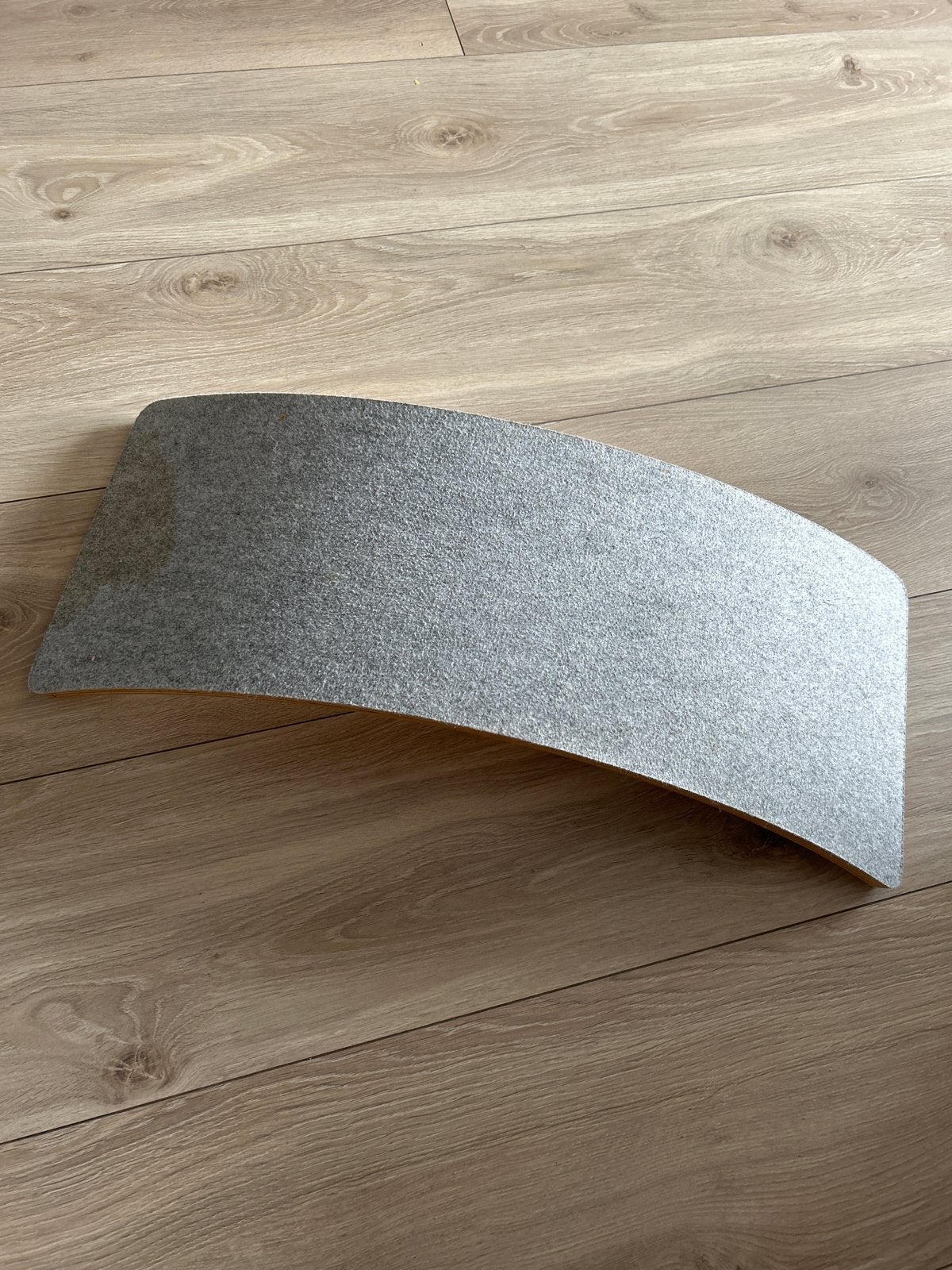 Foto 2 van Wobbel Board met Vilt - Zo goed als nieuw