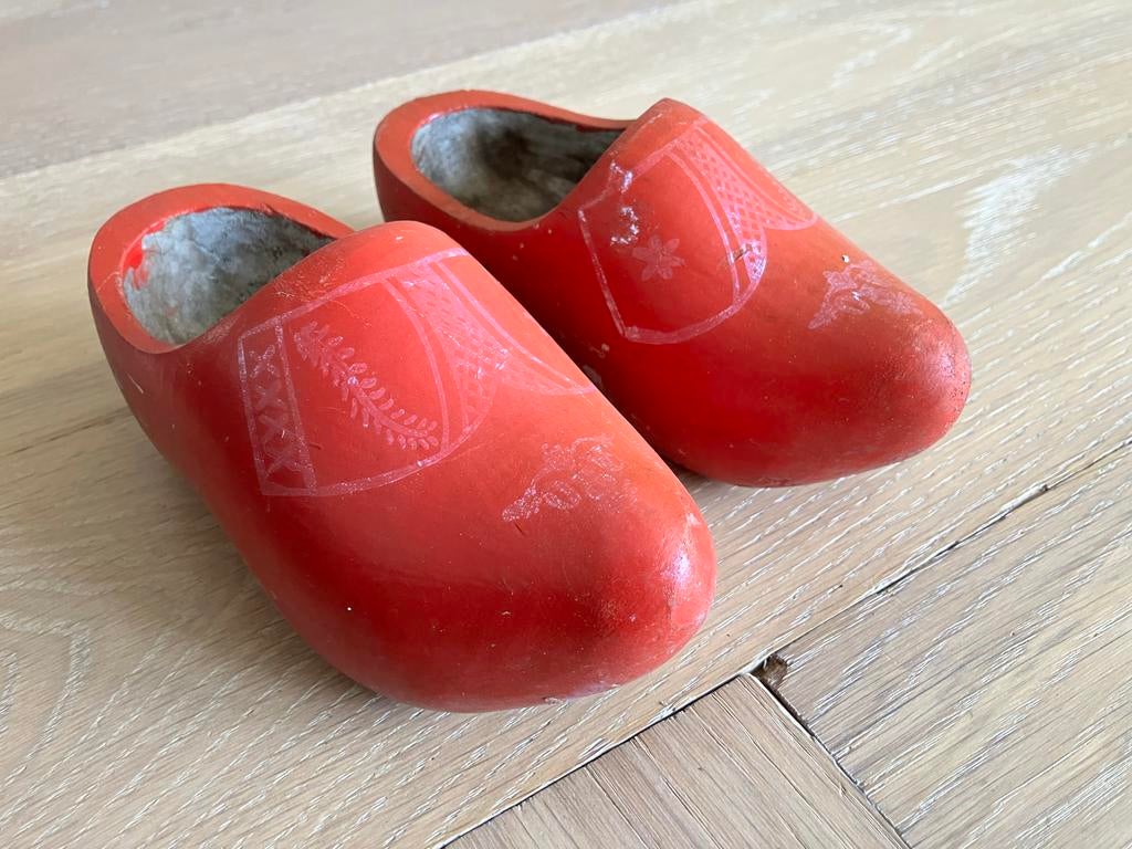 Rode houten klompjes maat 23, Antiek en Kunst, Ophalen of Verzenden
