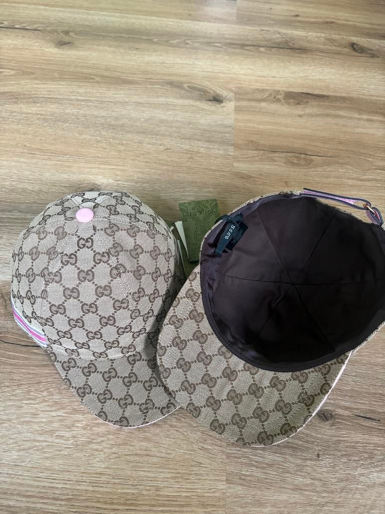 Limited edition Gucci pet, Kleding | Heren, Hoeden en Petten, Ophalen of Verzenden, Nieuw, 57 cm (M, 7⅛ inch) of minder, Pet