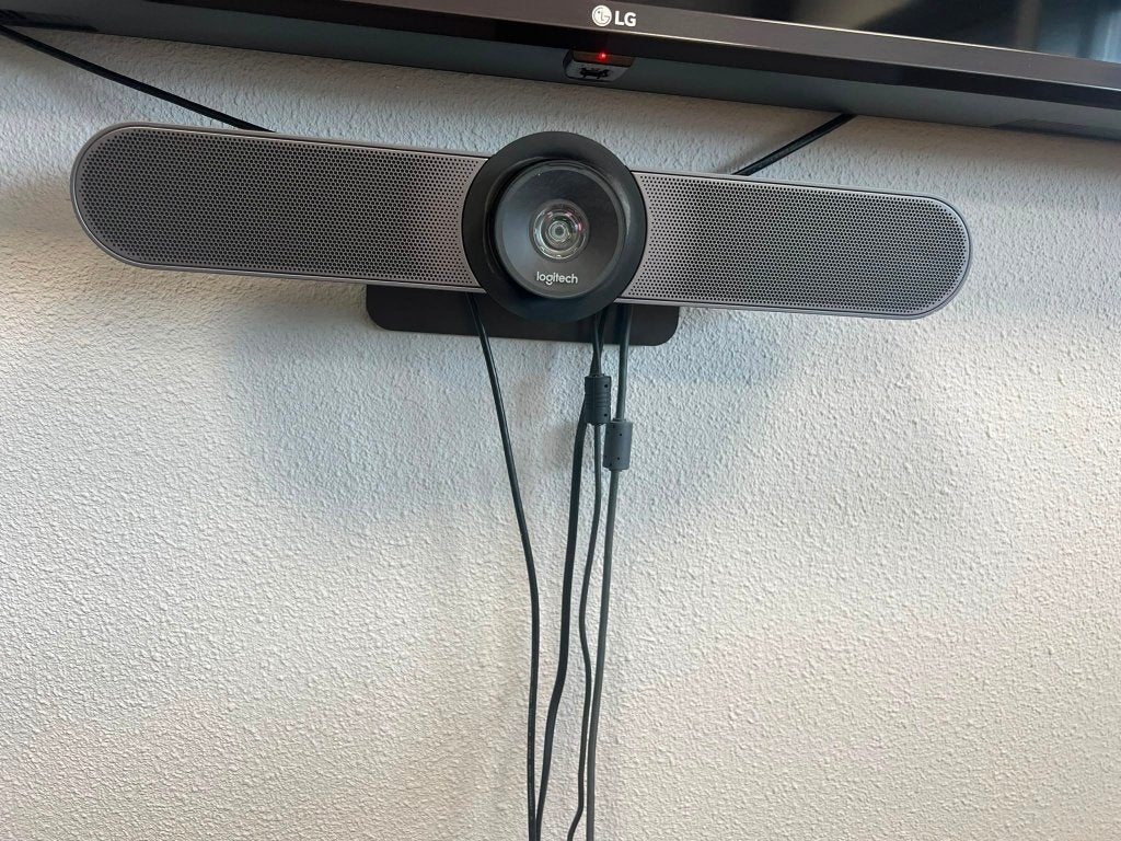 Logitech Meetup met afstandsbediening, Computers en Software, Webcams, Ophalen, Zo goed als nieuw, Bedraad, Logitec