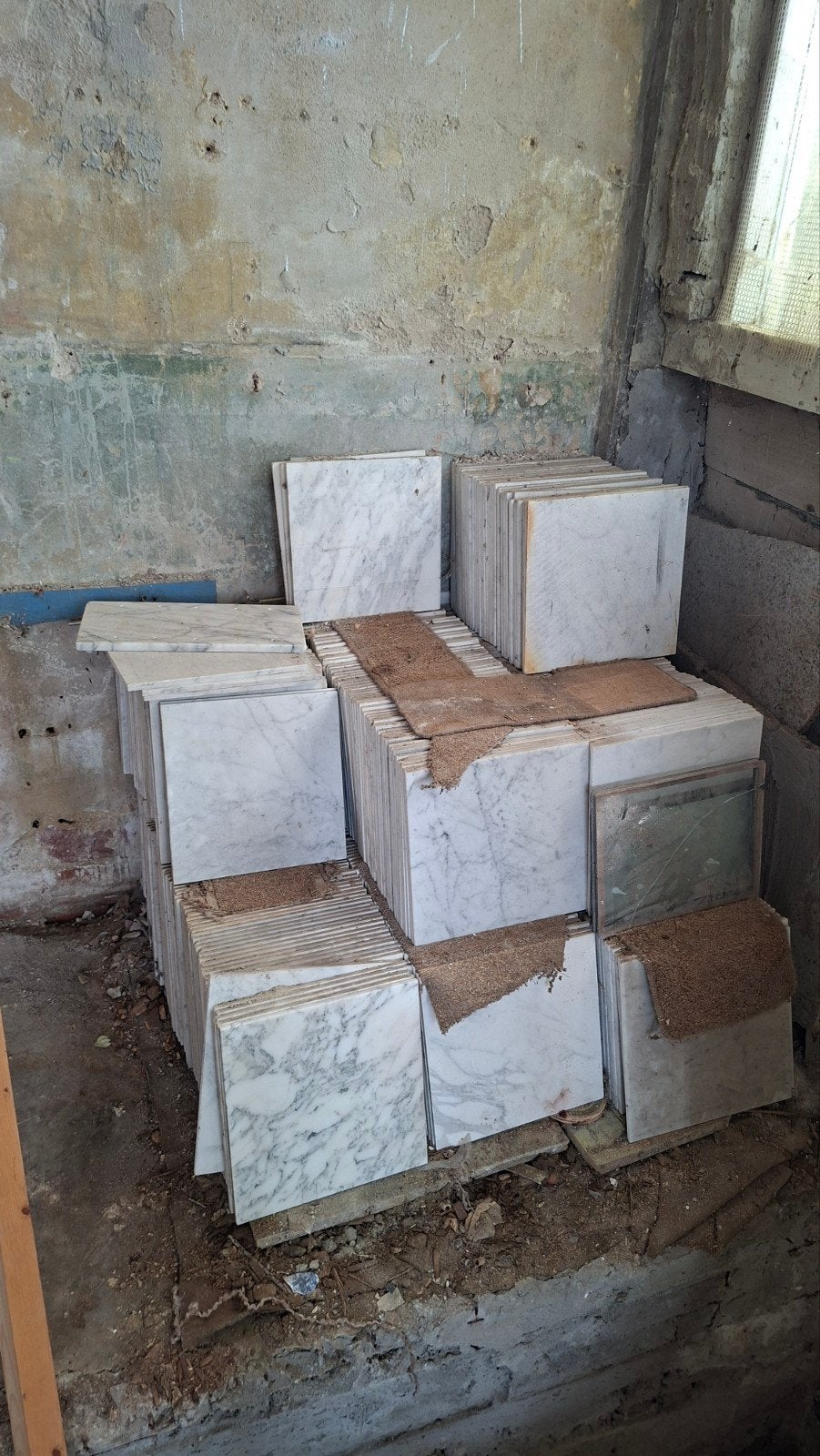 Partij marmer tegels 30x30 cm - circa 2000 stuks, Ophalen, Nieuw, 20 tot 40 cm, 10 m² of meer