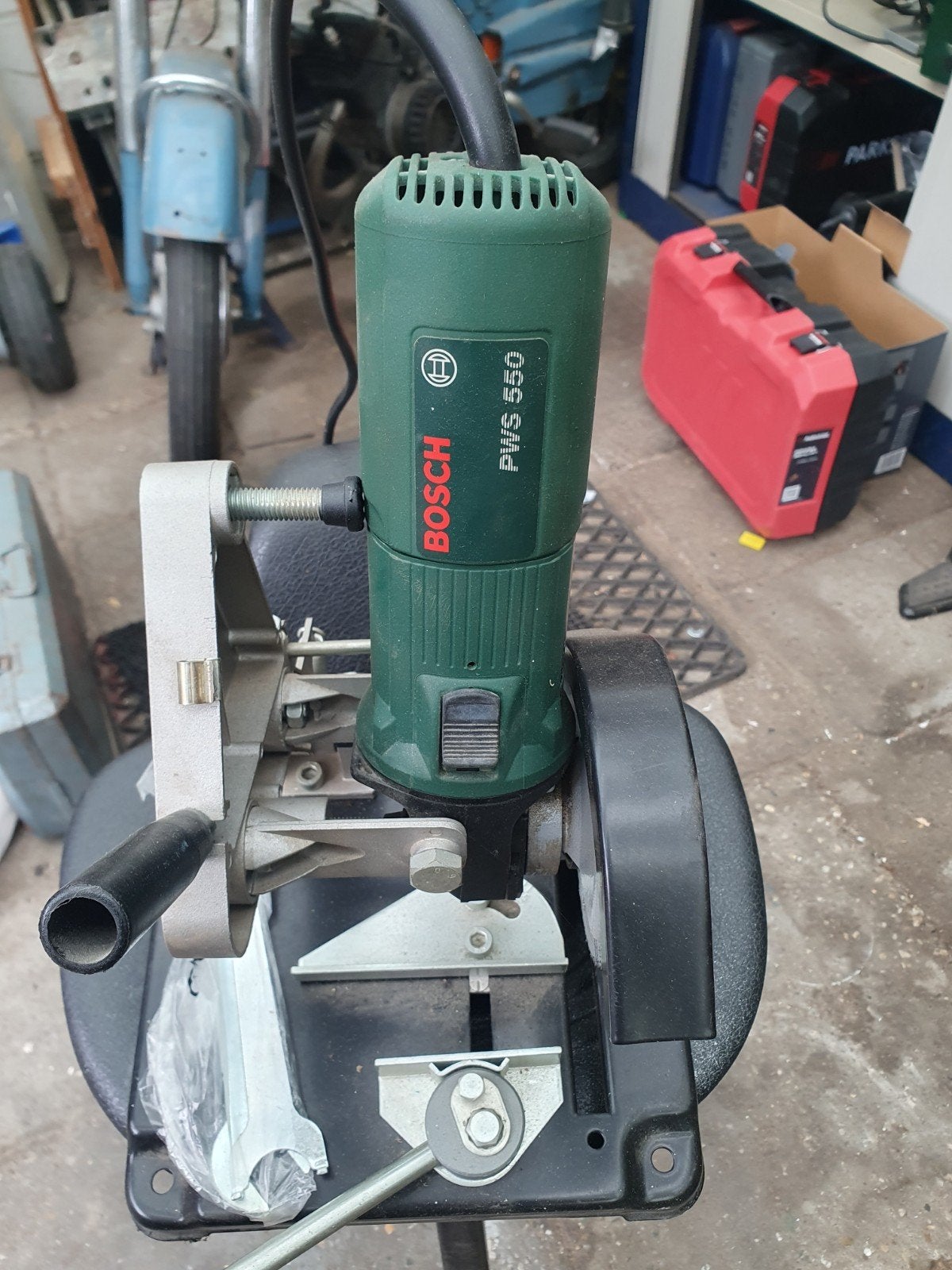 Bosch PWS 350 haakse slijpmachine met standaard, Doe-het-zelf en Verbouw, Ophalen of Verzenden, Gebruikt, Minder dan 700 watt