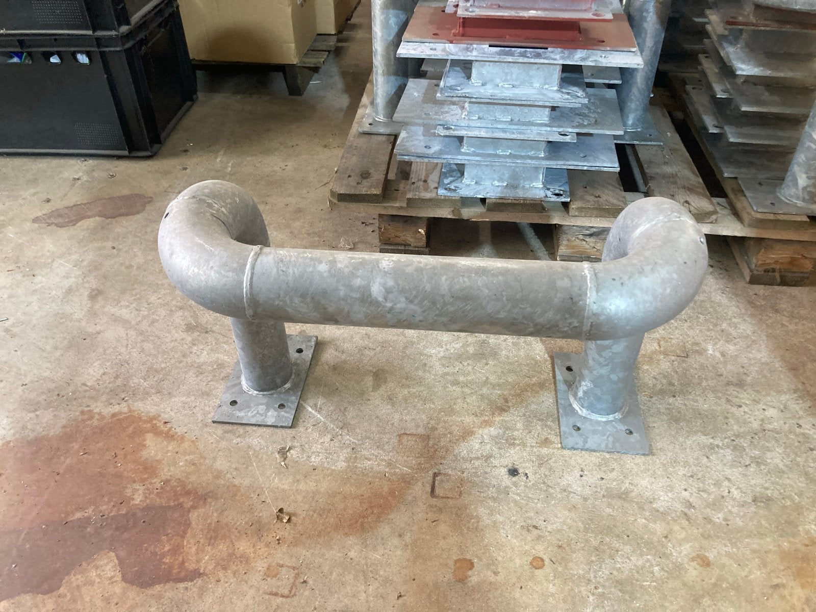 Verzinkte Aanrijbeveiliging - 600x400x300mm, Ophalen