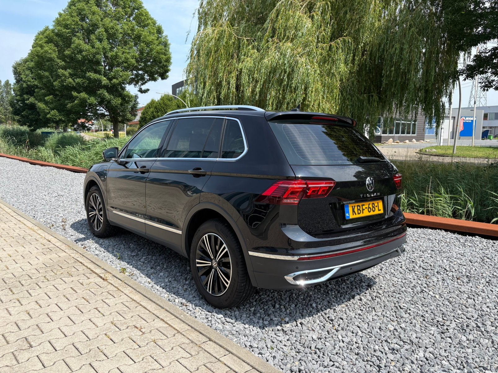 Volkswagen Tiguan 1.4 TSI Ehybrid 245pk DSG 2022 Zwart, 1716 kg, 1800 kg, Zwart, 4 cilinders