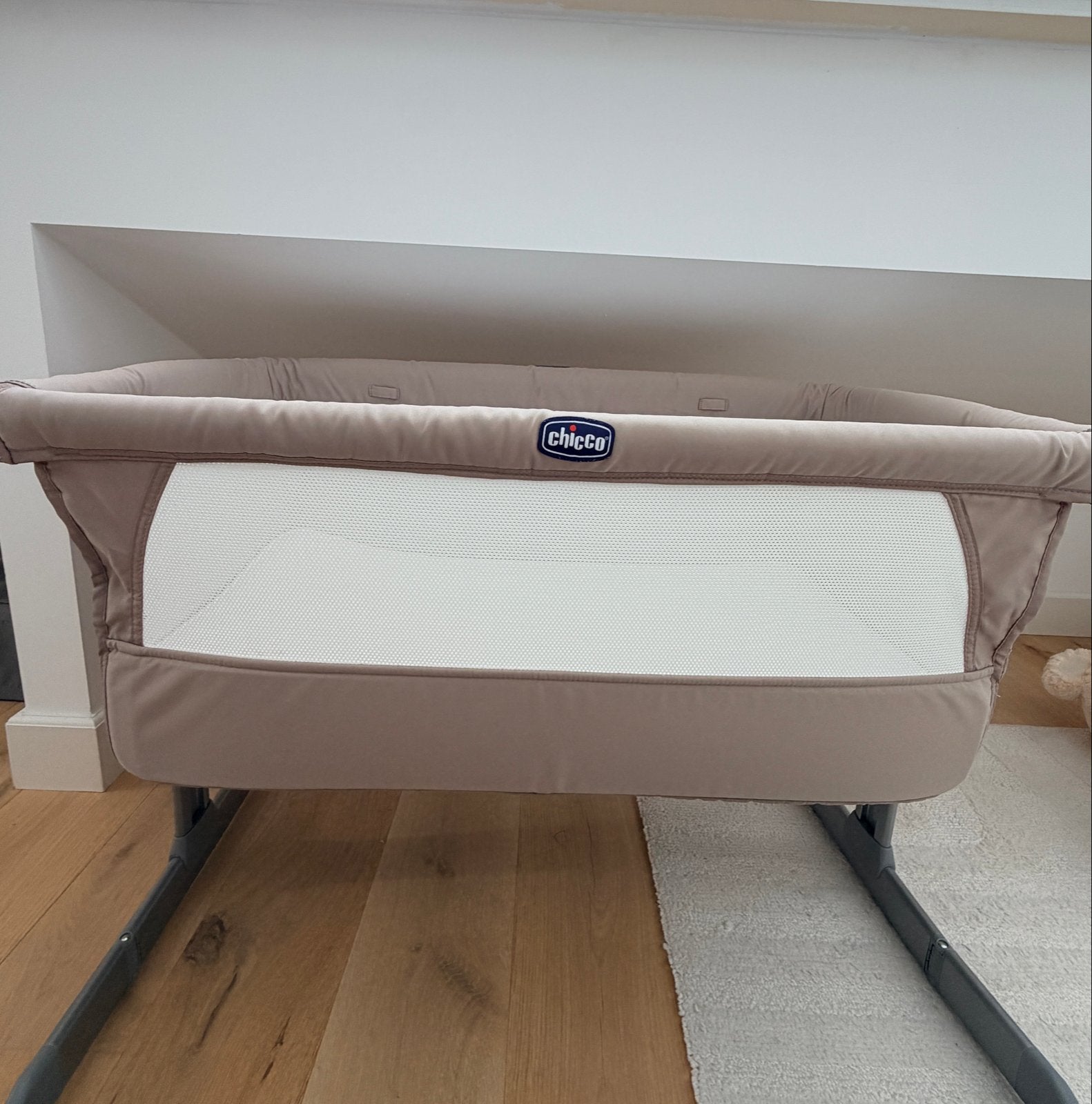 Chicco Next2Me co-sleeper met matras en draagtas, Ophalen, Zo goed als nieuw, Wieg