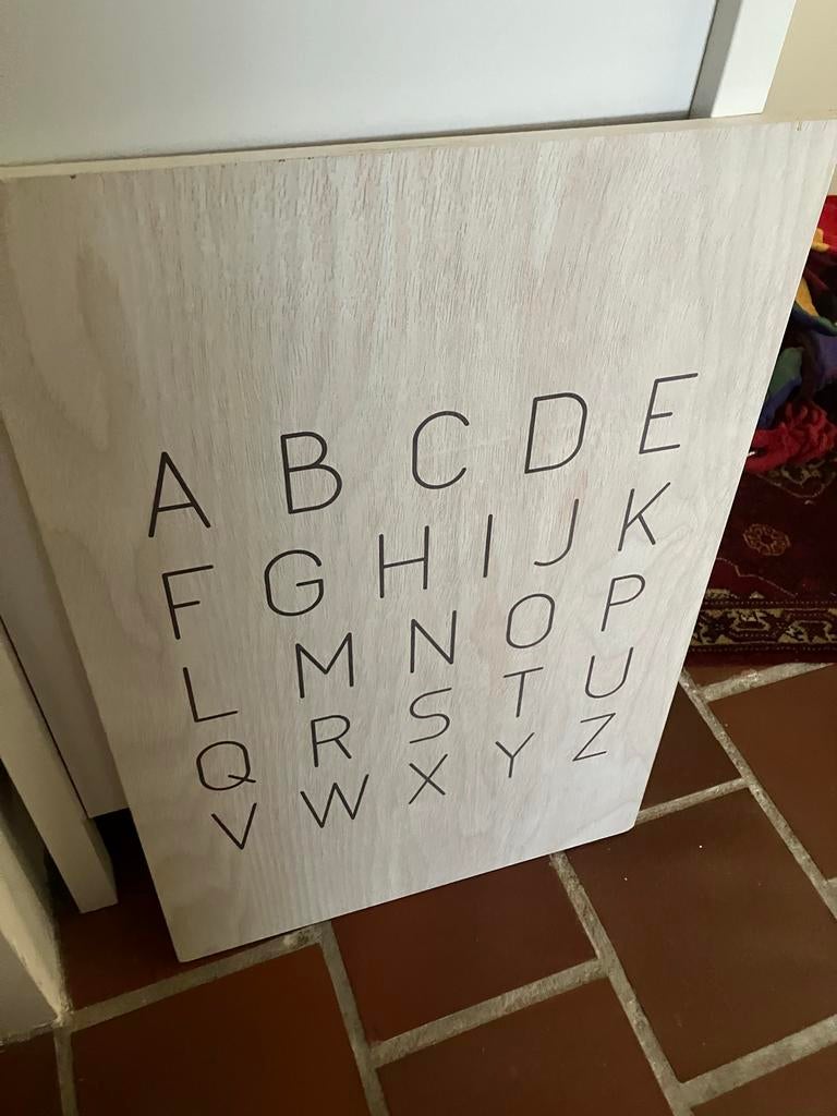 Houten wanddecoratie met alfabet - Modern en educatief, Hout, Nieuw, Wandbord of Wandpaneel, Modern