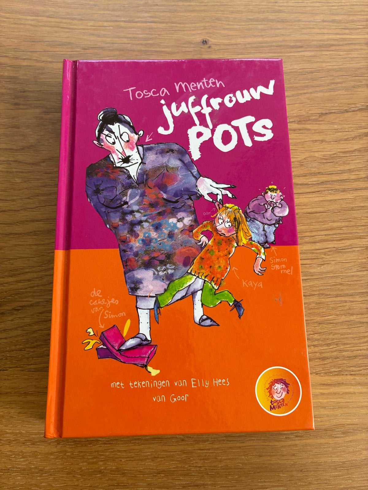 Juffrouw Pots - Tosca Menten (Kinderboek), Ophalen of Verzenden, Zo goed als nieuw, Fictie