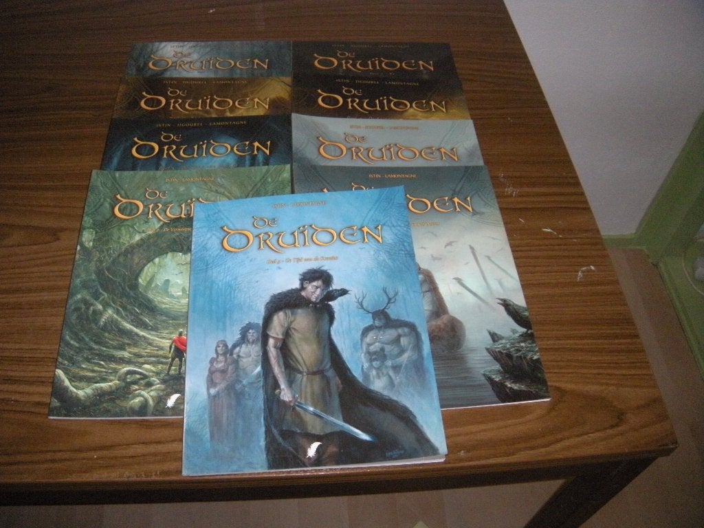 Druiden 9 delen SC, Boeken, Complete serie of reeks, Ophalen of Verzenden, Zo goed als nieuw