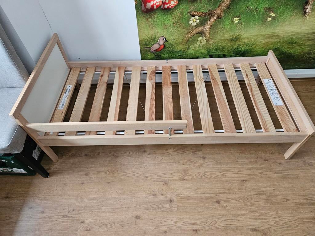 Junior bed., Ophalen