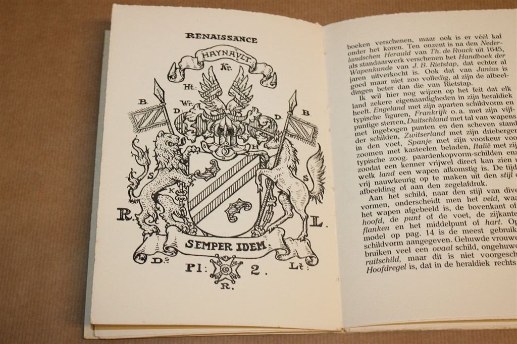 Inleiding tot de Wapenkunde — Heraldiek, Vintage 1939, Ophalen of Verzenden, Gelezen