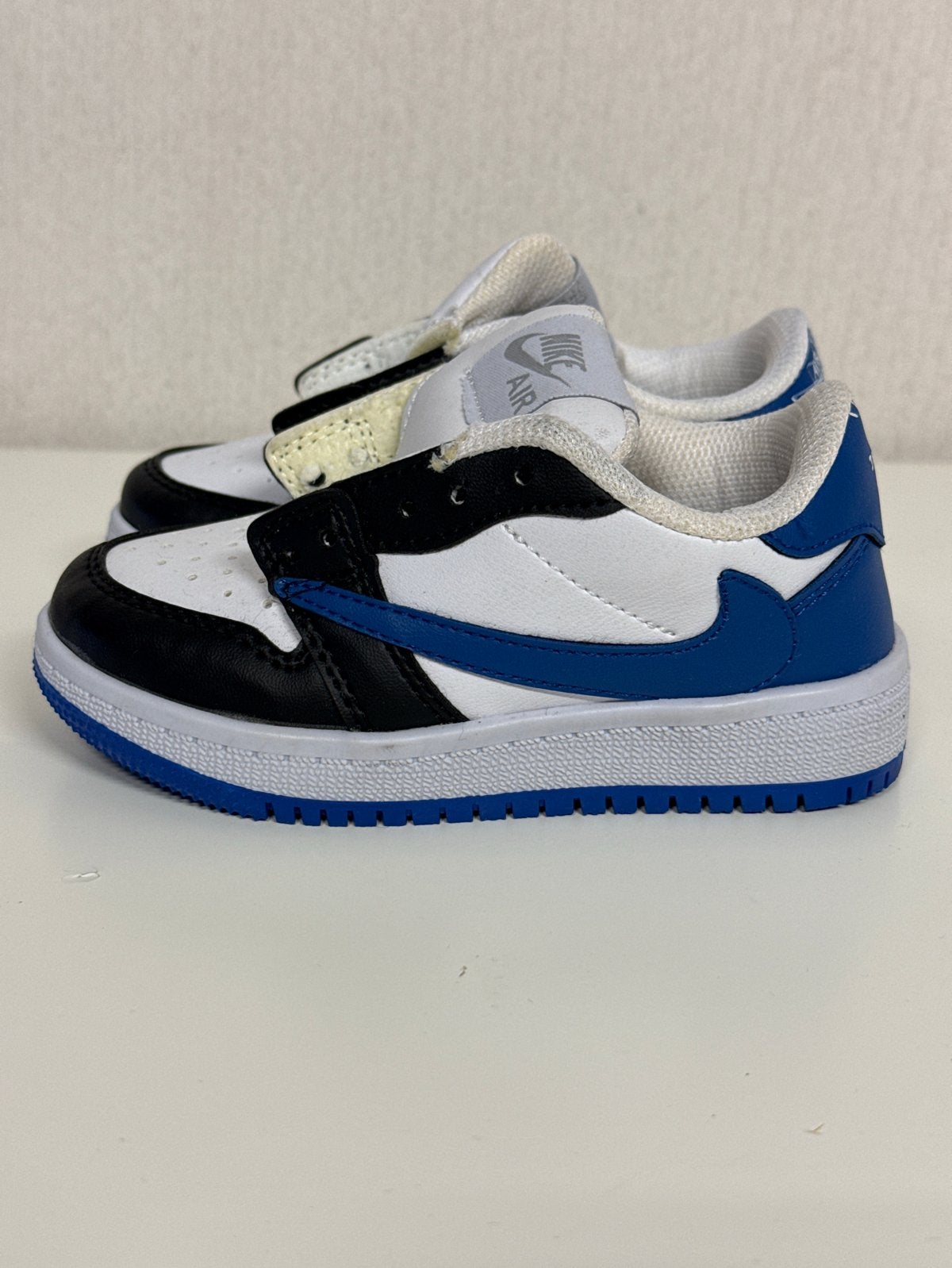 Nike Air Jordan 1 Low Travis Scott Fragment Baby, Verzenden, Zo goed als nieuw, Jongen of Meisje, Schoenen