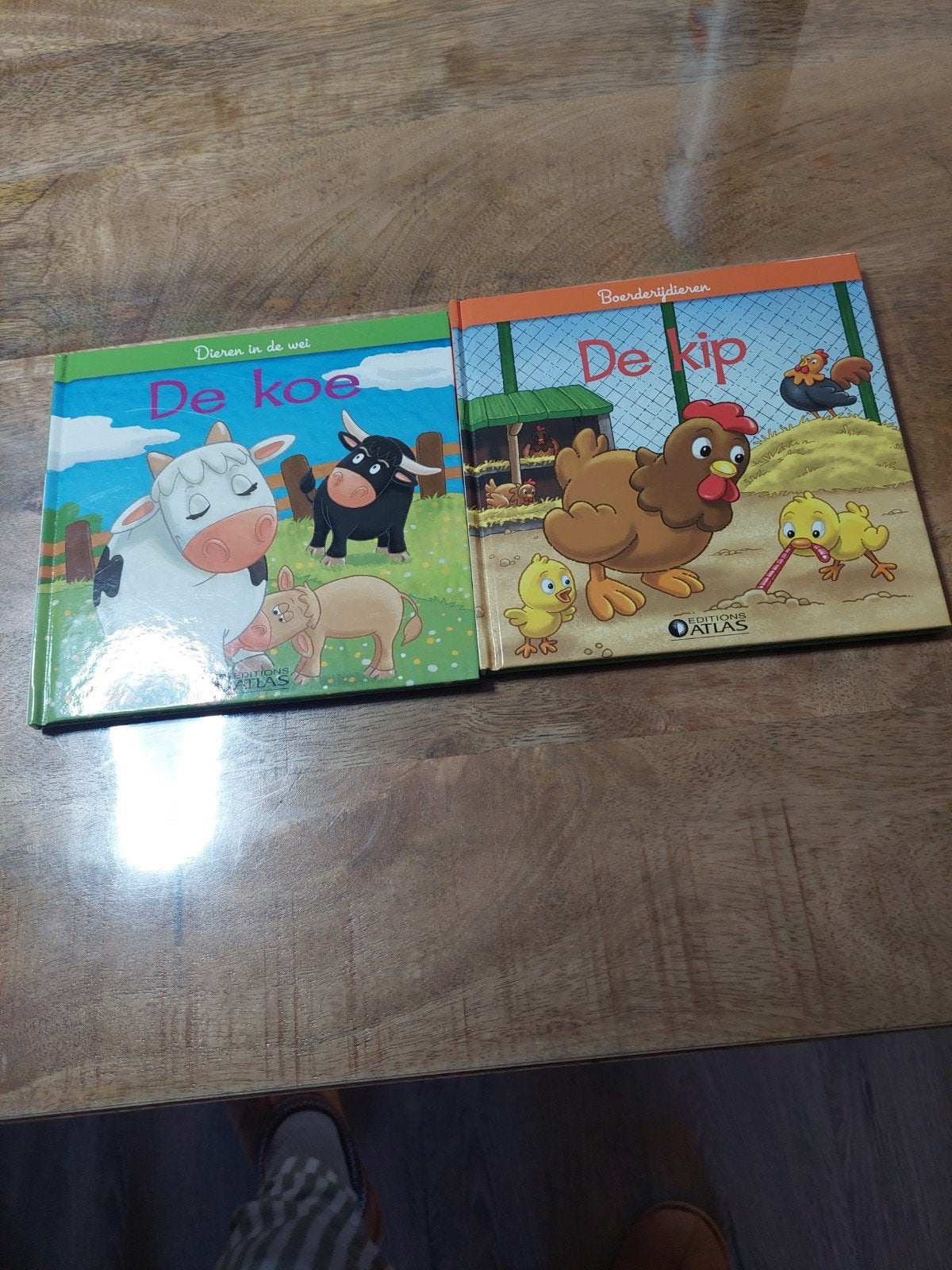 2x Dieren in de wei: De koe & De kip - Hardcover, Ophalen of Verzenden, Zo goed als nieuw, Onbekend, Non-fictie
