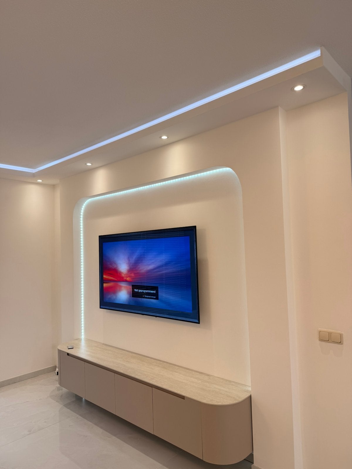 Cinewall, Huis en Inrichting, Verzenden, Zo goed als nieuw, 25 tot 50 cm, Minder dan 100 cm