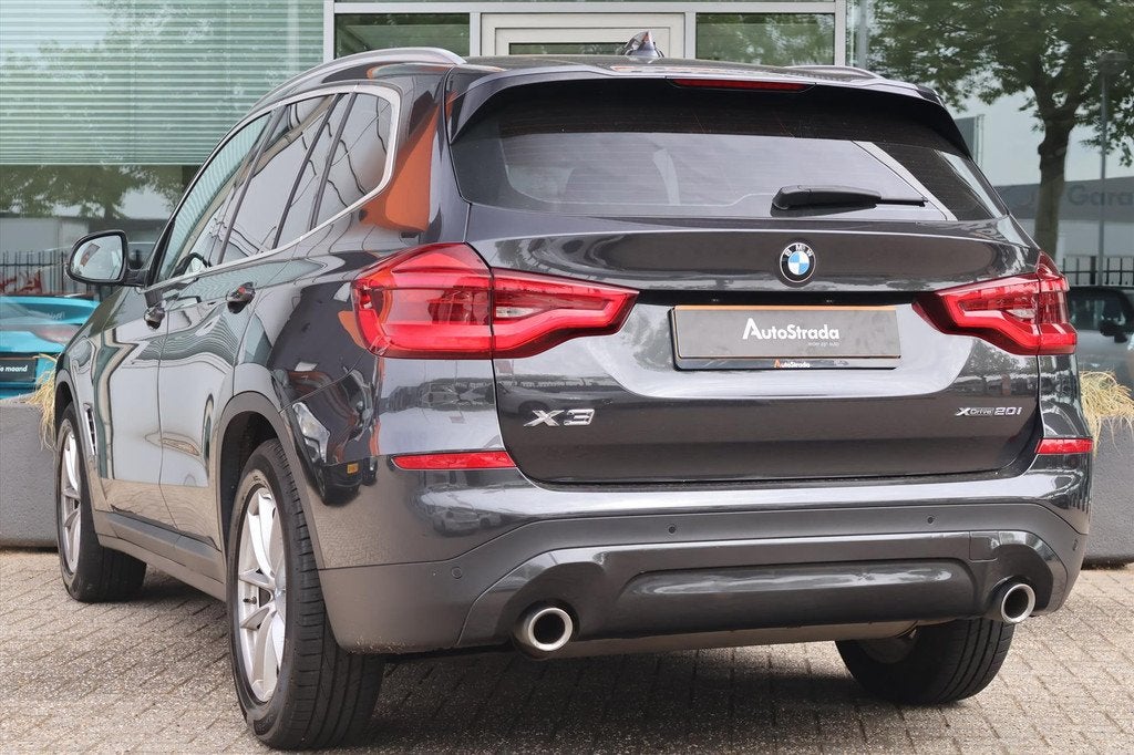 BMW X3 (g01) xDrive20i High Executive 184pk I LED I Navi I C, Auto's, Automaat, 1998 cc, Gebruikt, 4 cilinders