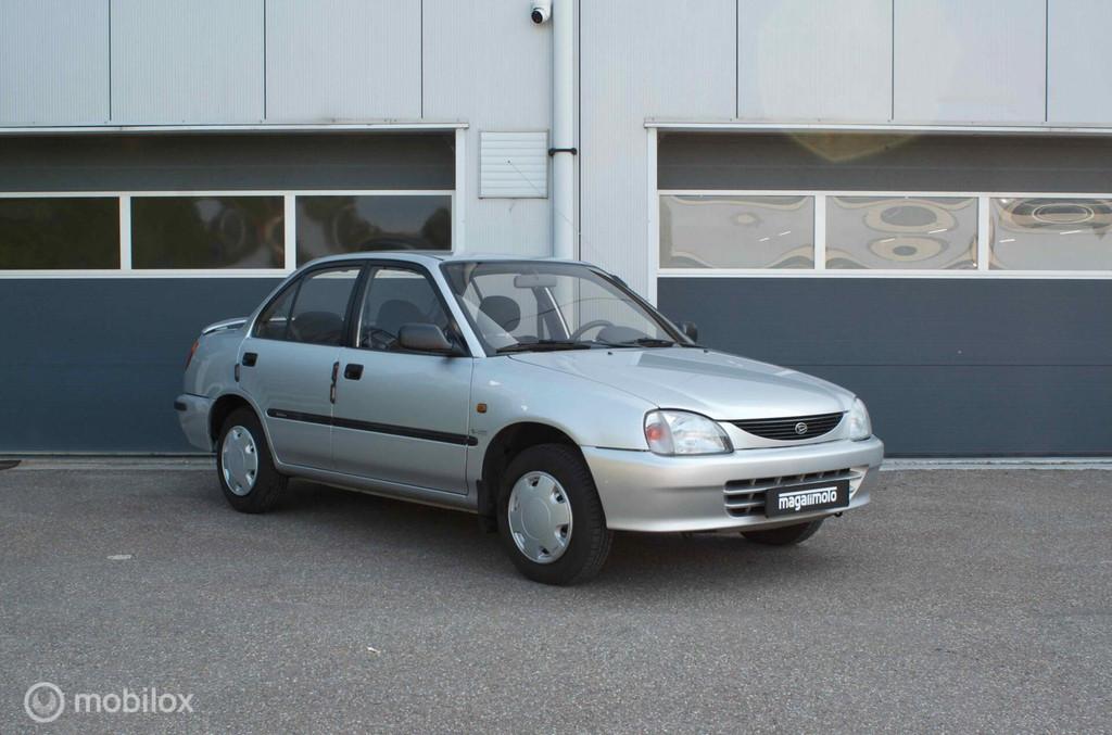 Daihatsu Valéra 1.5-16V SXi | Automaat | Org NL | 2e eign., Stof, 4 cilinders, 400 kg, Origineel Nederlands