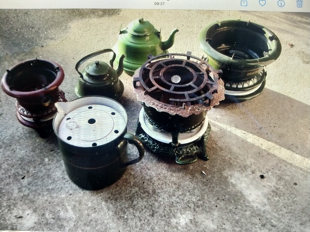 Antieke petroleumstellen en theepot en melkkan., Antiek en Kunst, Ophalen