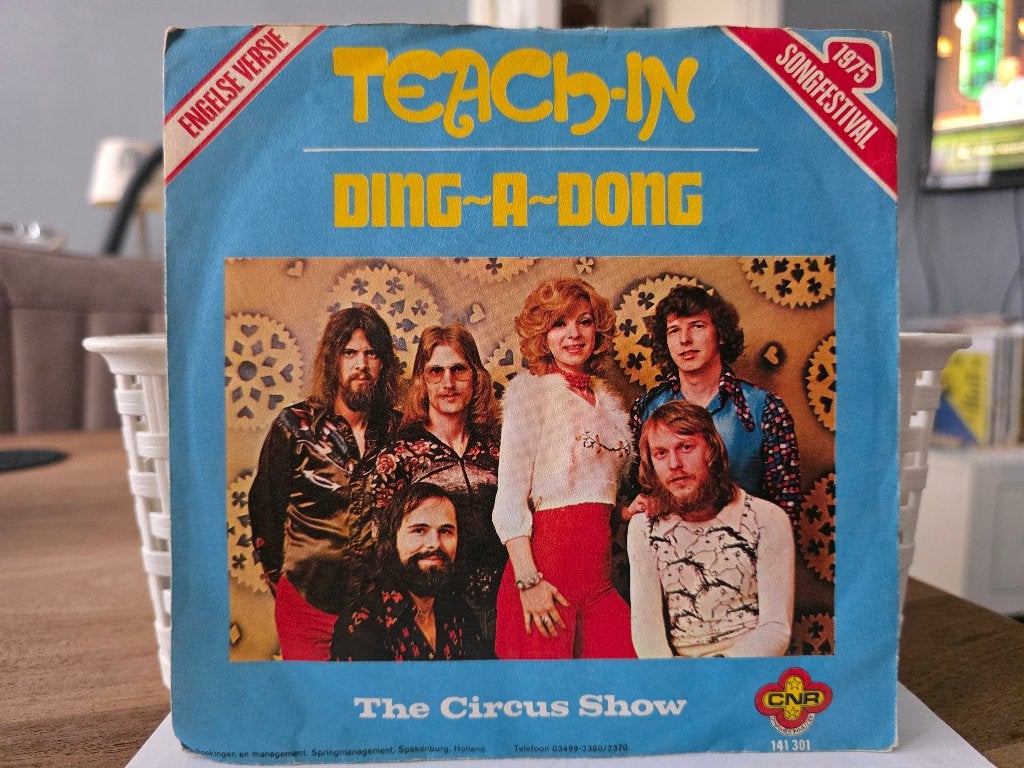 7" Single Teach In - Ding-A-Dong / The Circus Show, Gebruikt, 7 inch, Ophalen of Verzenden, Pop