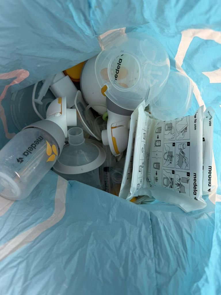 Medela Borstkolf onderdelen en accessoires, Ophalen, Gebruikt, Borstkolf