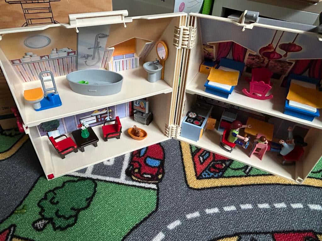 Playmobil poppenhuis - Compleet met inrichting!, Ophalen, Gebruikt