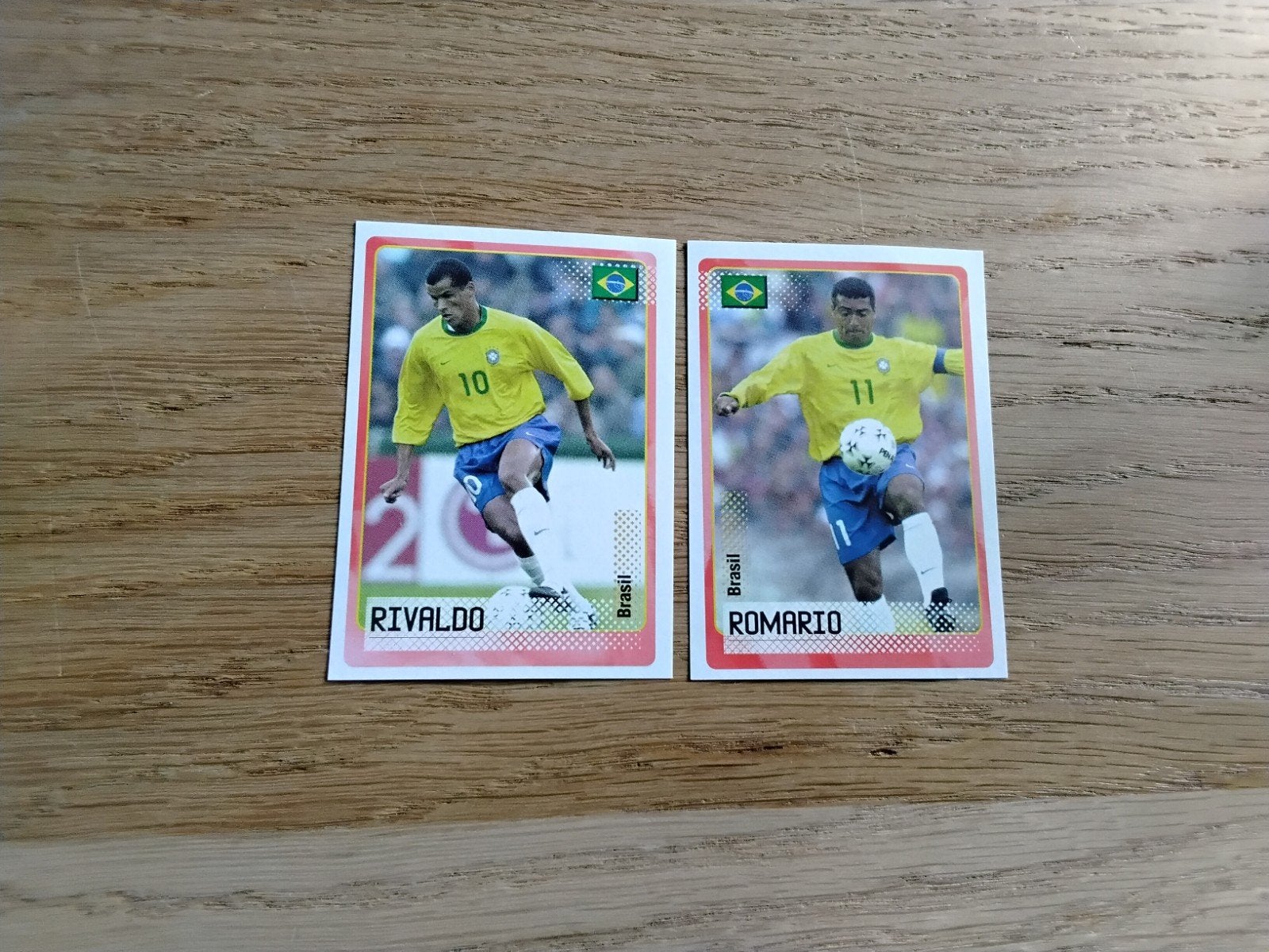 2 Panini WK 2002 Stickers Rivaldo & Romario Brazilië, Ophalen of Verzenden, Zo goed als nieuw, Poster, Plaatje of Sticker