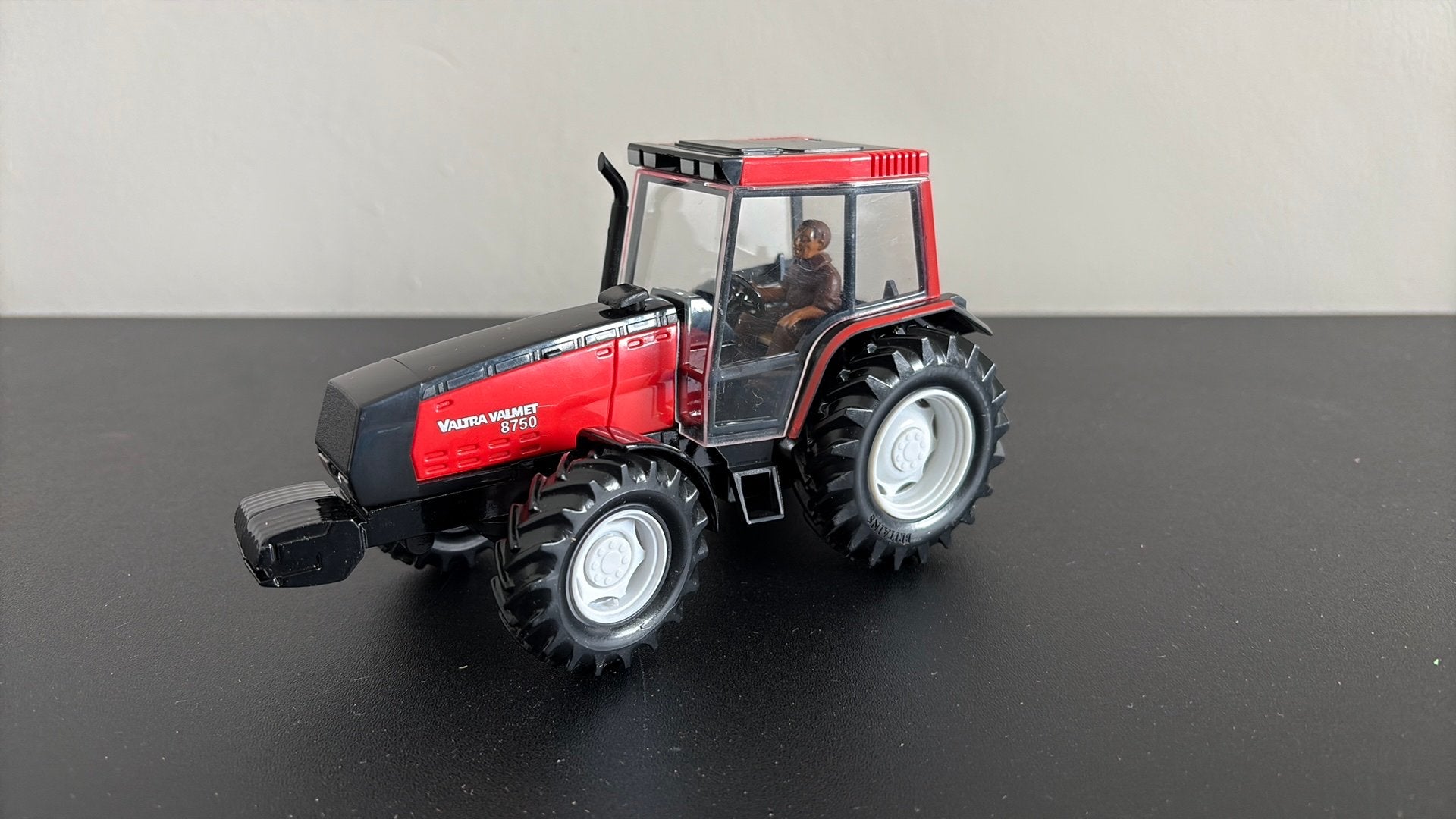 Miniatuur tractor Britains (1:32), Ophalen of Verzenden, Zo goed als nieuw, Tractor of Landbouw, Britains