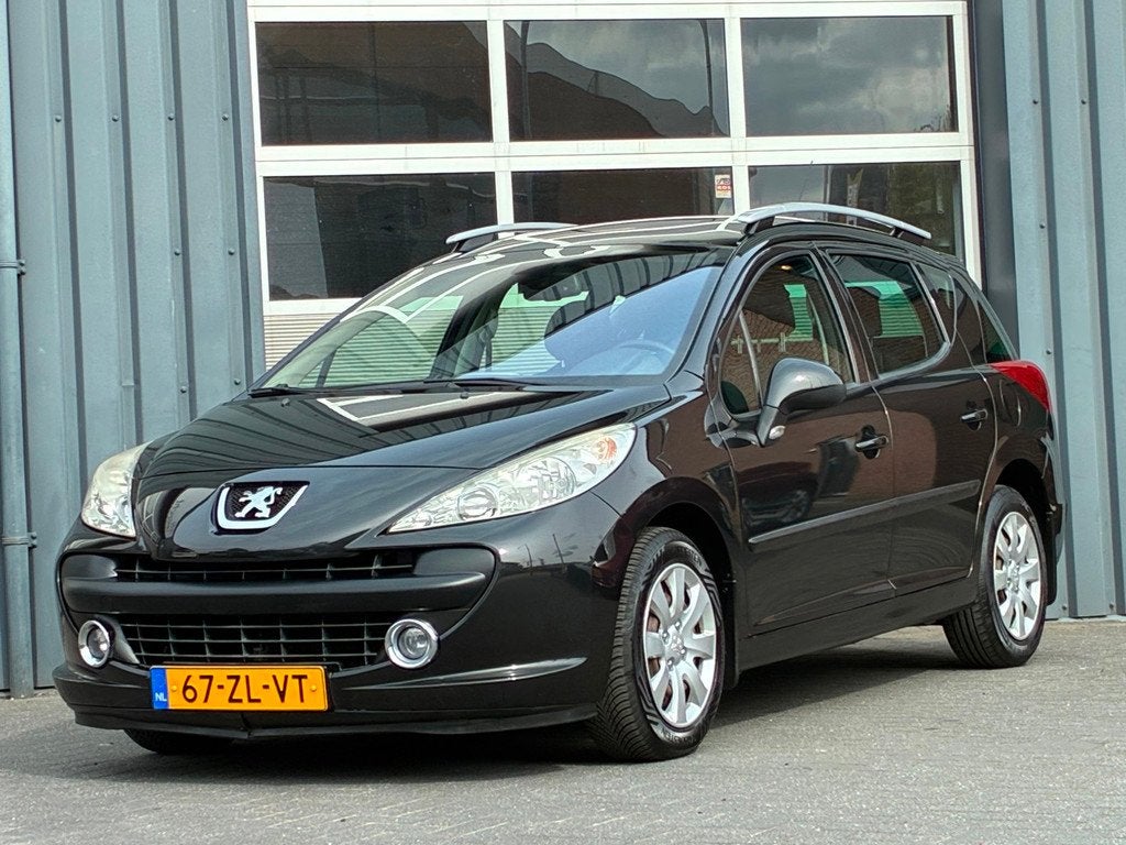 Peugeot 207 SW 1.6 VTi XS climatecontrole Cruise controle Ap, Voorwielaandrijving, Gebruikt, 4 cilinders, Zwart