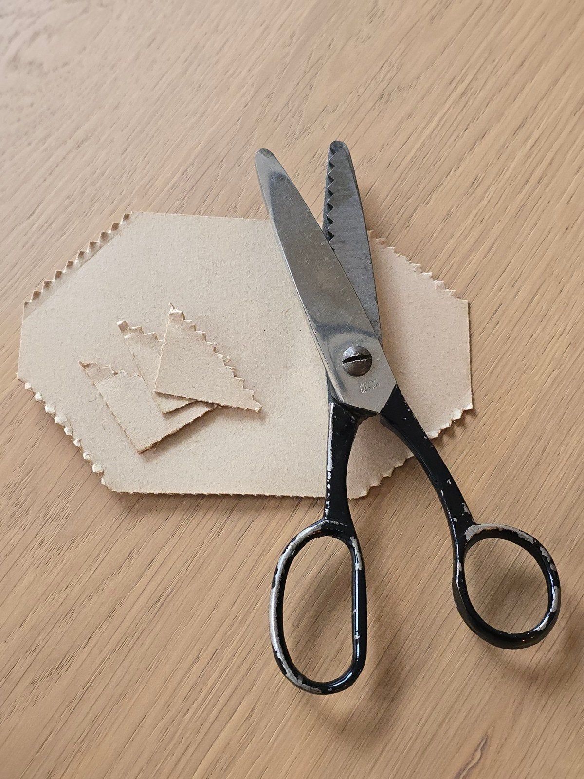 Antieke Aparte Duitse kartelschaar 100% staat - €8,50, Ophalen of Verzenden