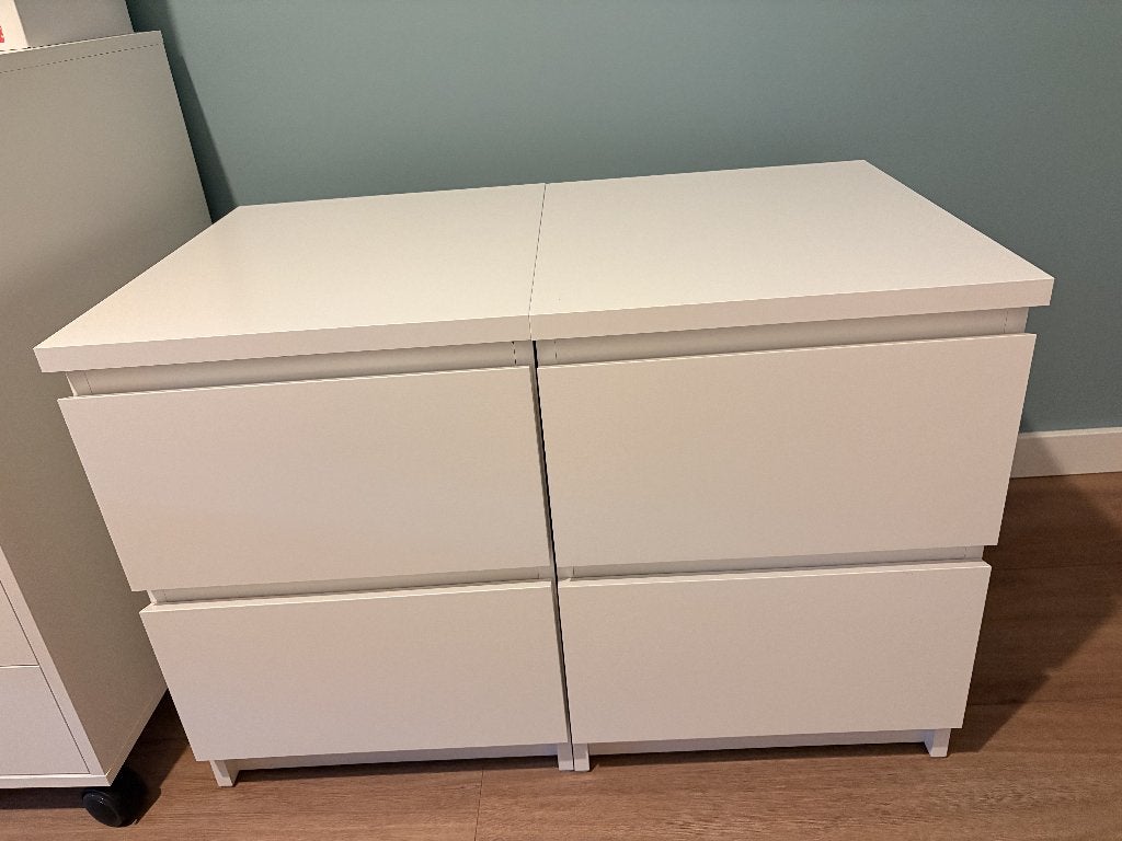 Malm witte nachtkastjes 2x nieuw, Huis en Inrichting, Ophalen, Minder dan 45 cm, Nieuw, 55 tot 70 cm