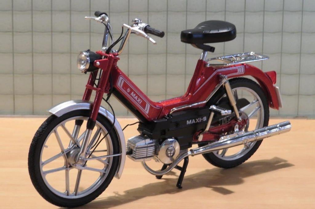 Puch Maxi S brommer 1:10, May Cheong Group France S.A.S., Overige typen, Nieuw, Ophalen of Verzenden