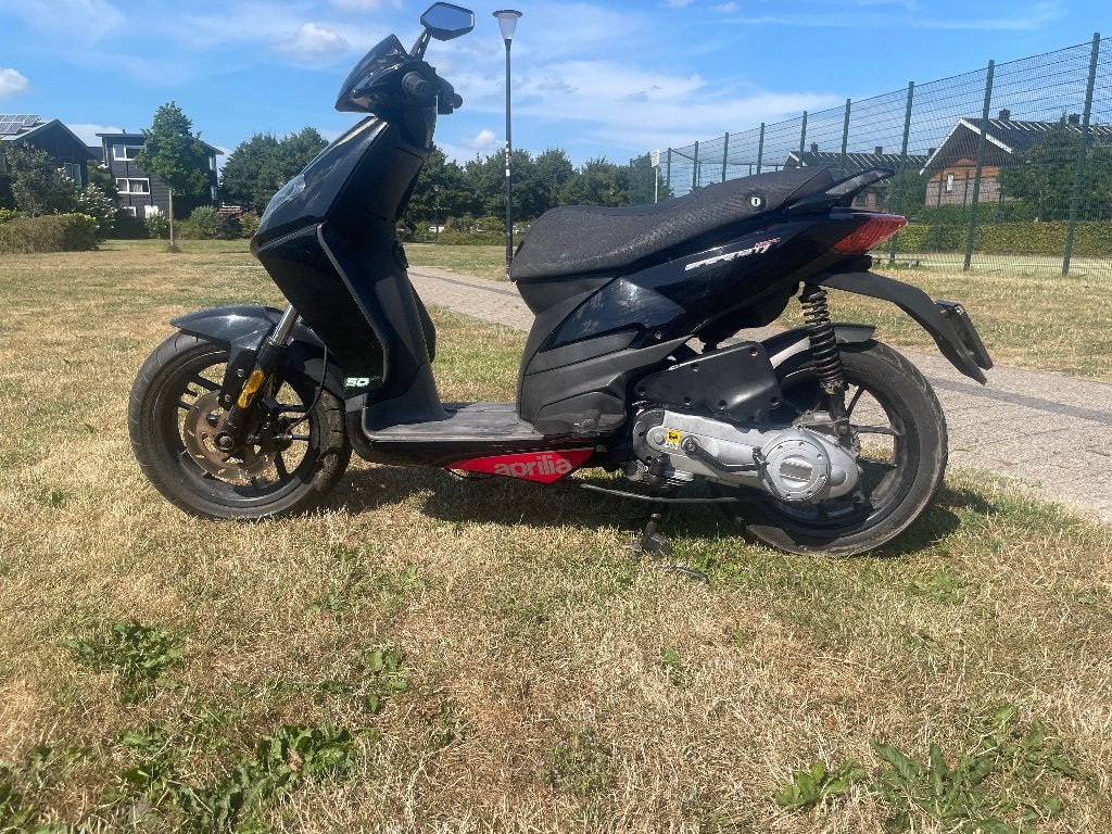 Aprilia SR50  Sport City One 4T project, Fietsen en Brommers, Scooters | Aprilia, Ophalen, Gebruikt, Maximaal 45 km/u, SR 50