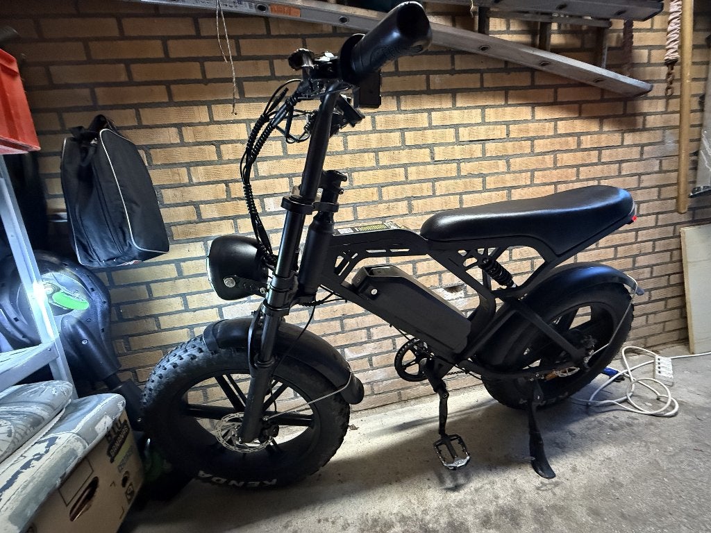 La Souris CrossBoss V20 Fatbike | 1.232 km | Zwart | €649, Gebruikt, 47 tot 51 cm, 50 km per accu of meer, Ophalen