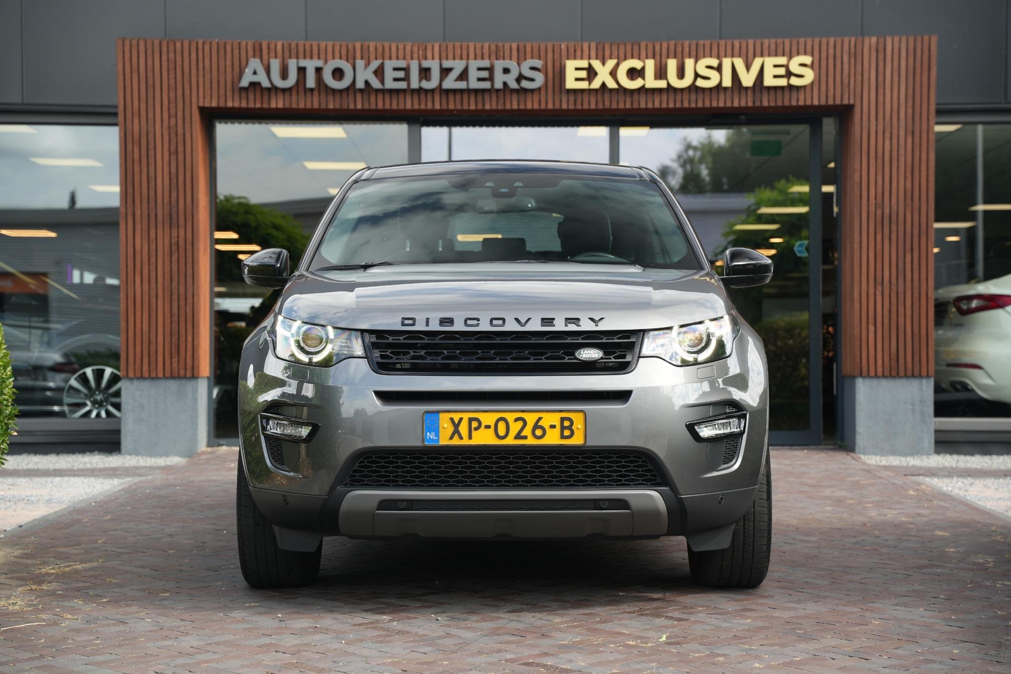 Land Rover Discovery Sport 2.0 Si4 SE Panoramadak Meridian S, Automaat, 1821 kg, Gebruikt, 4 cilinders