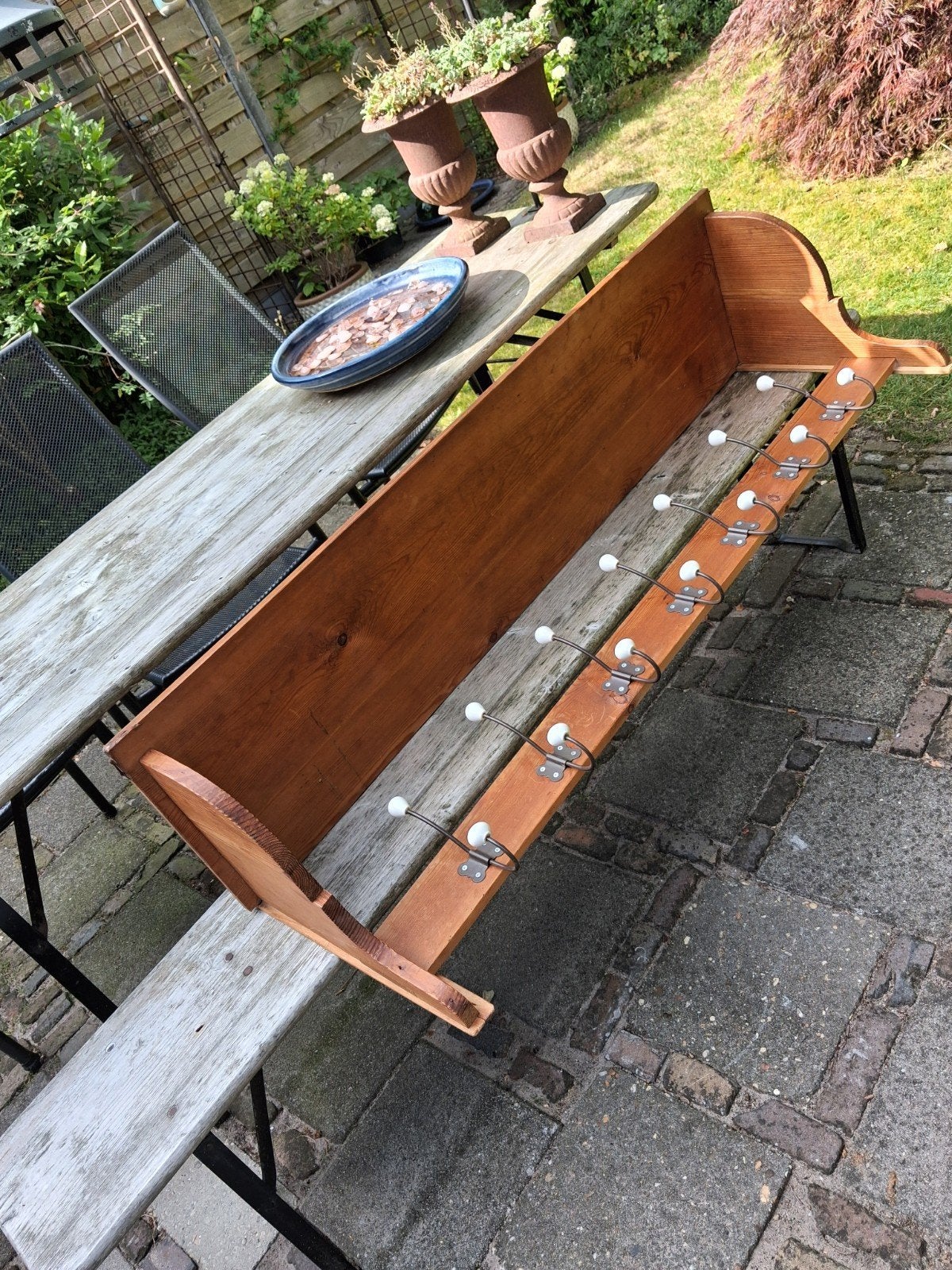 Grote oude regaal/kapstok., Ophalen