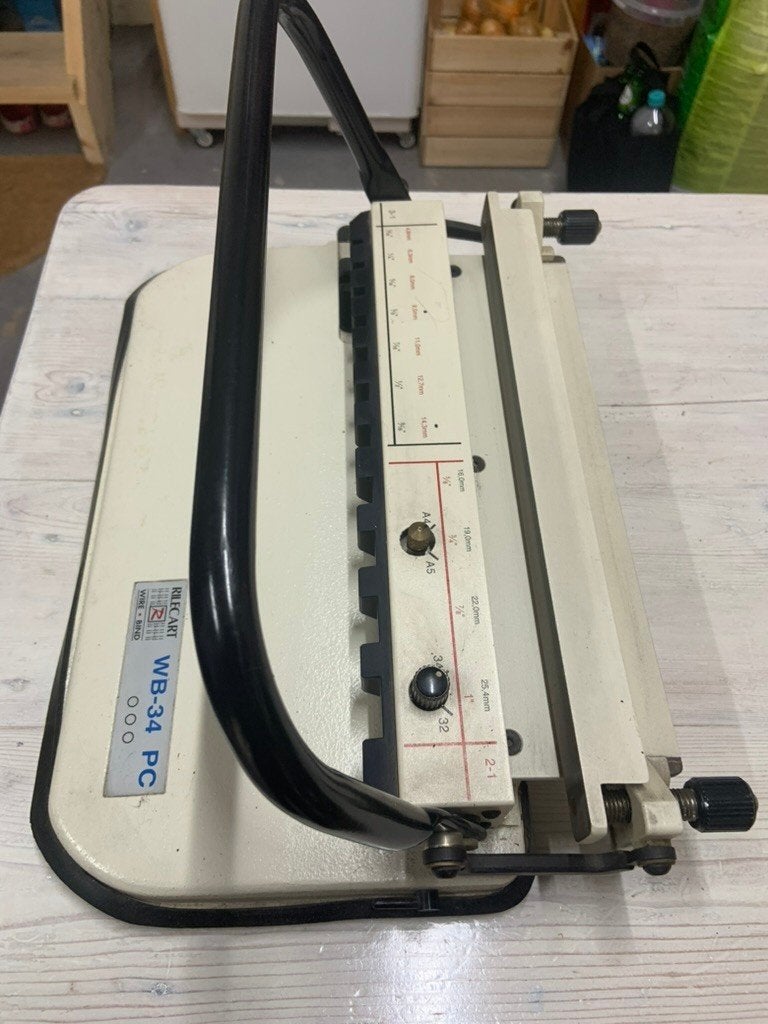 ringband machine: Wirebind